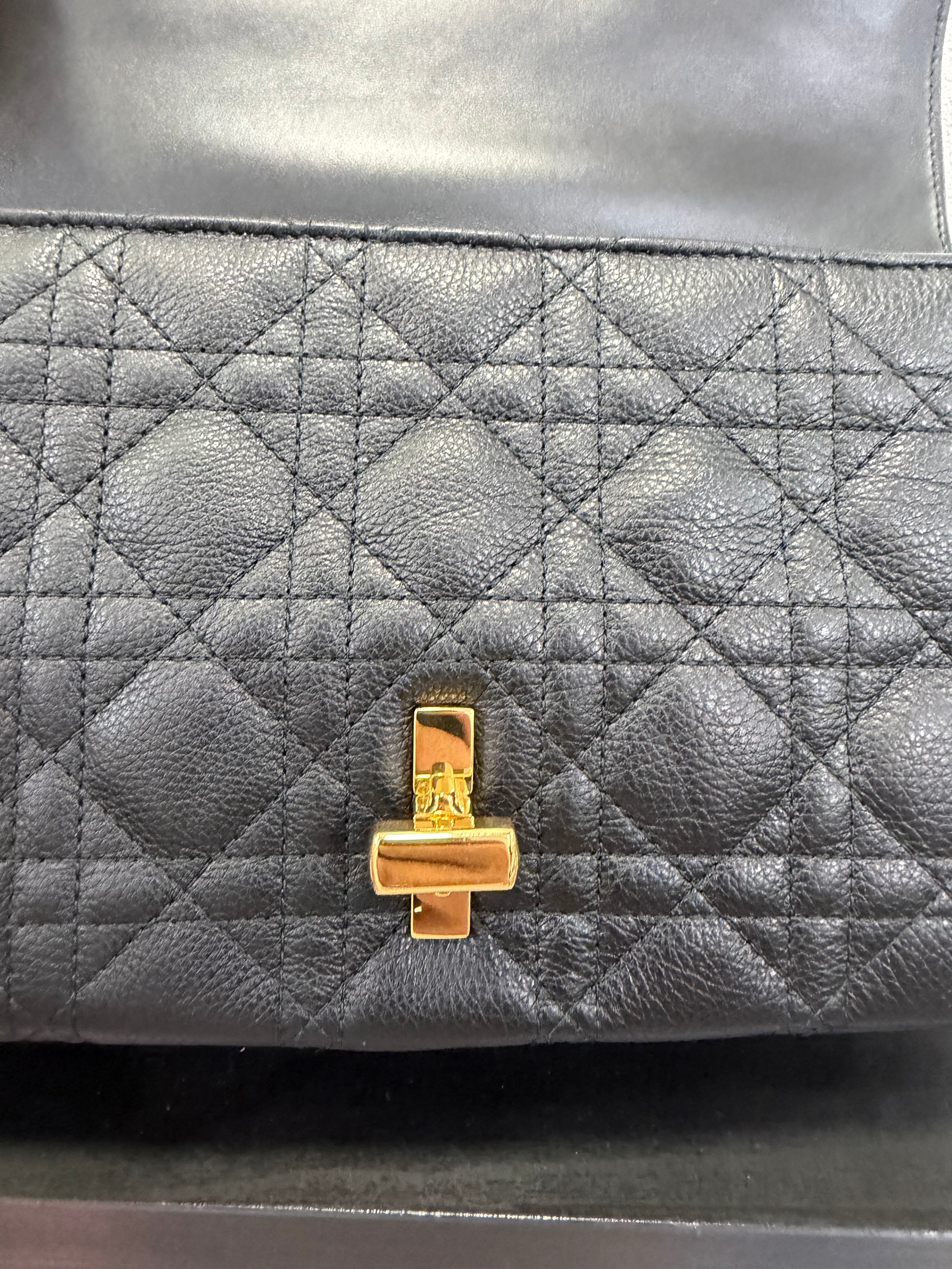 Christian Dior Medium Dior Caro