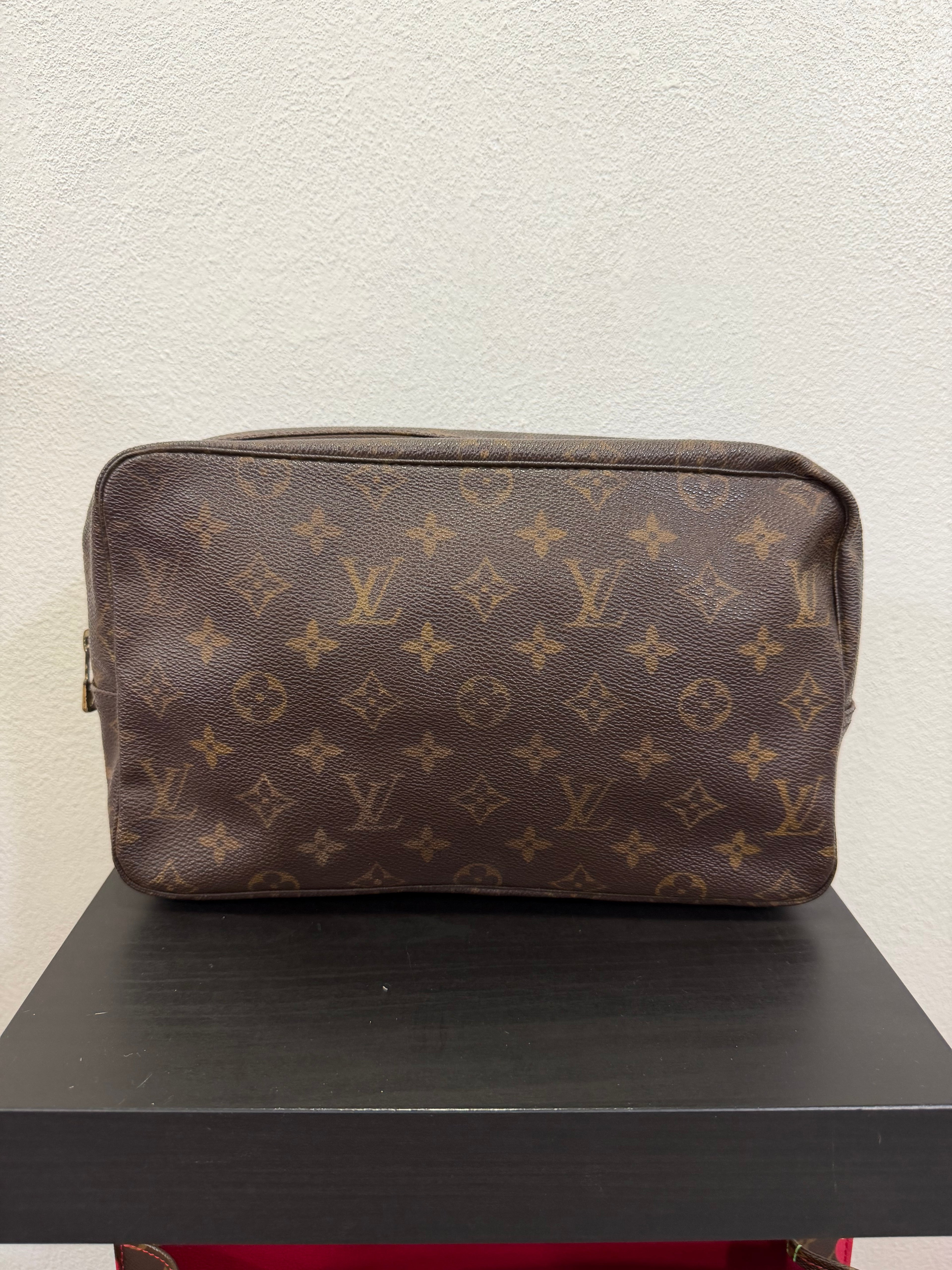 Louis Vuitton trousse 28