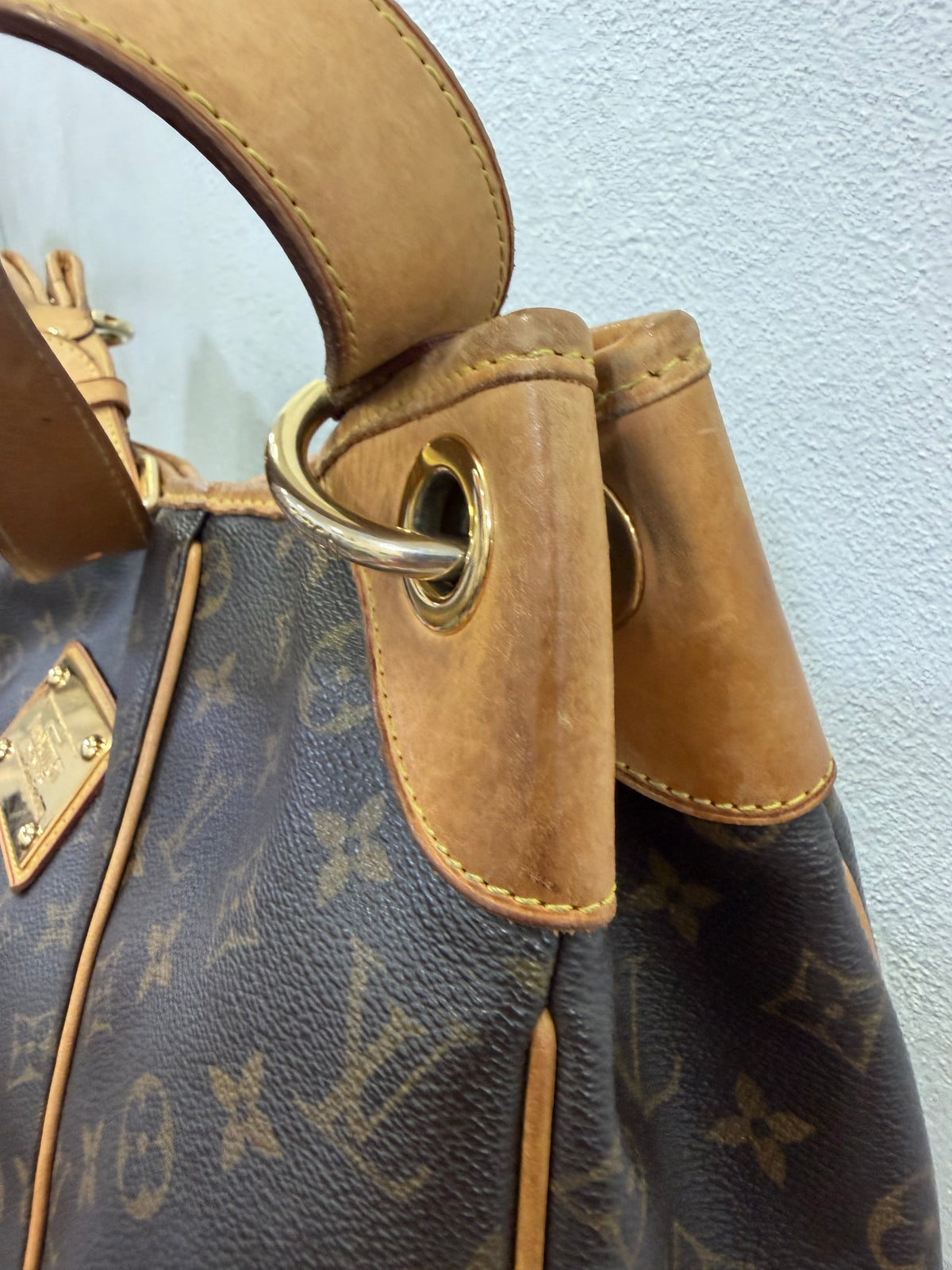 Louis Vuitton Gallera GM