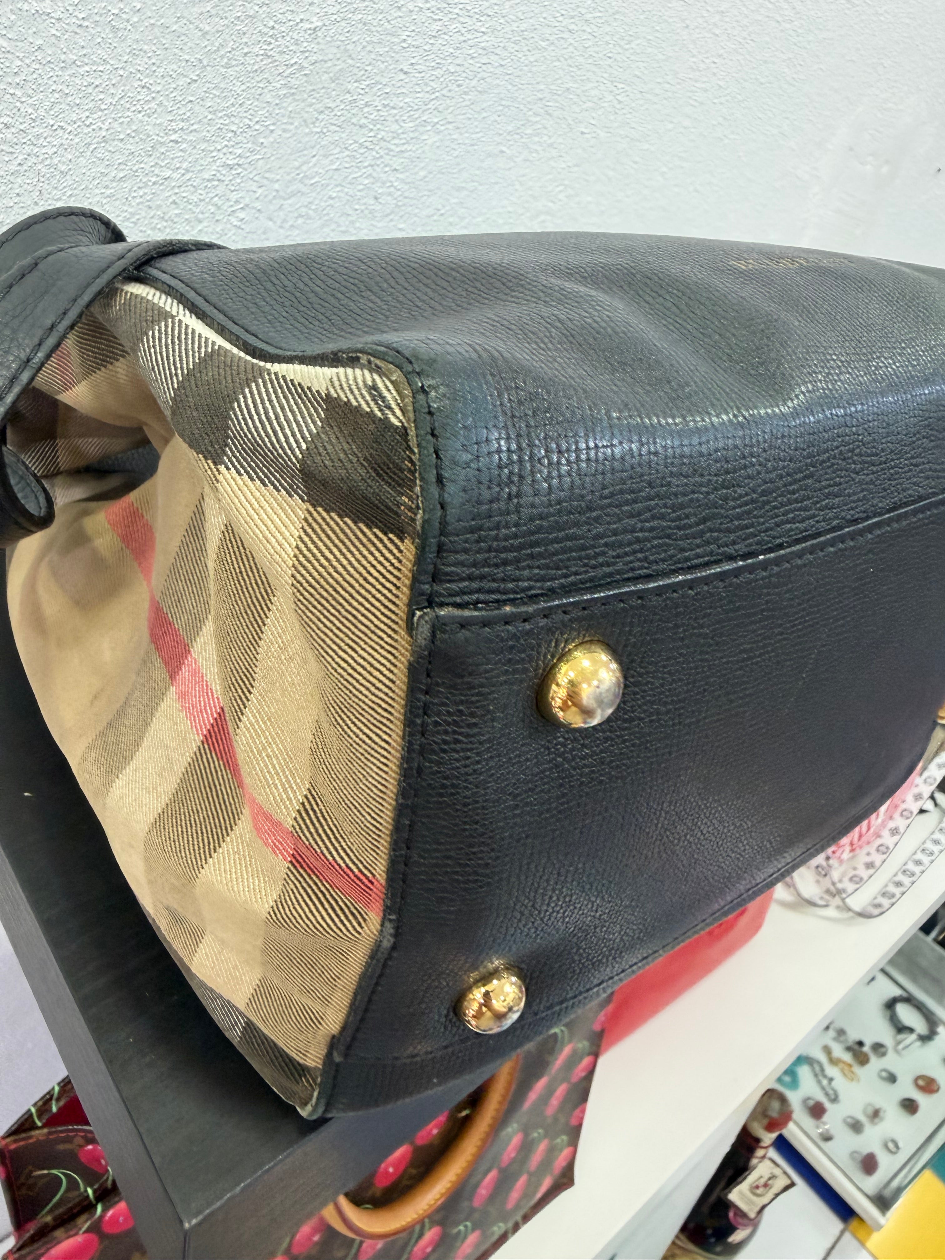 Burberry Shopping Bag