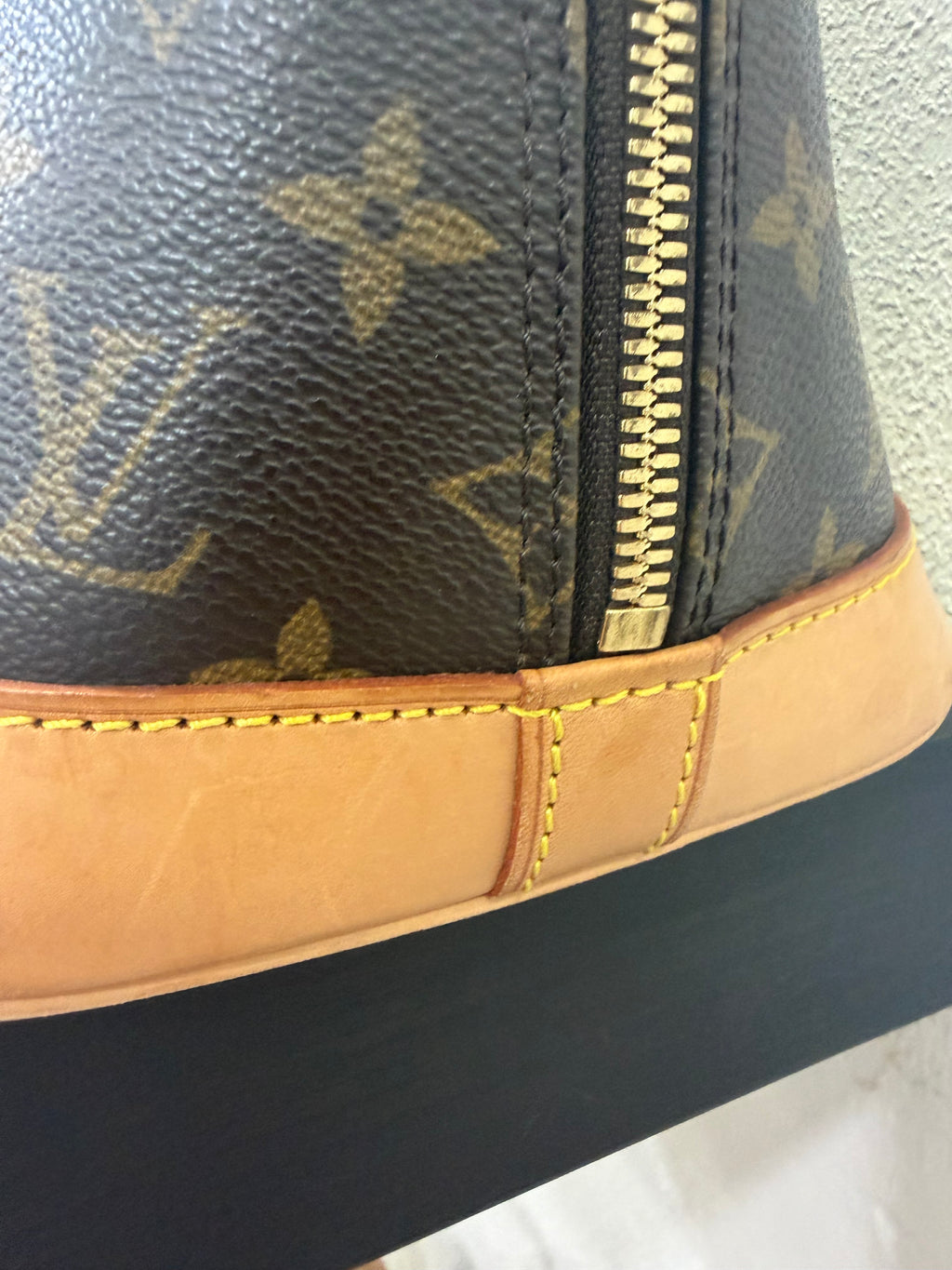 Louis Vuitton Alma PM