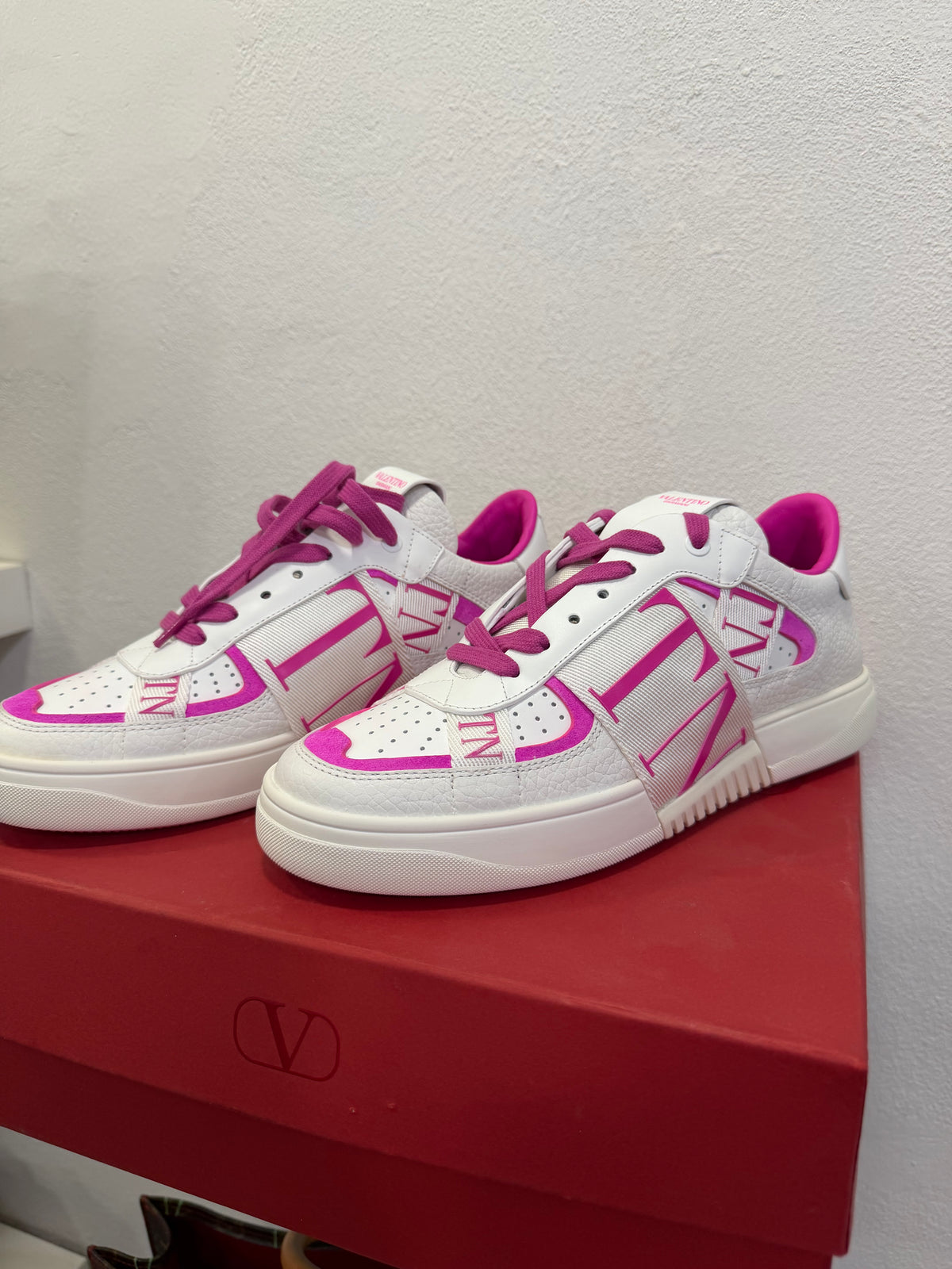 Valentino Garavani Sneakers 38