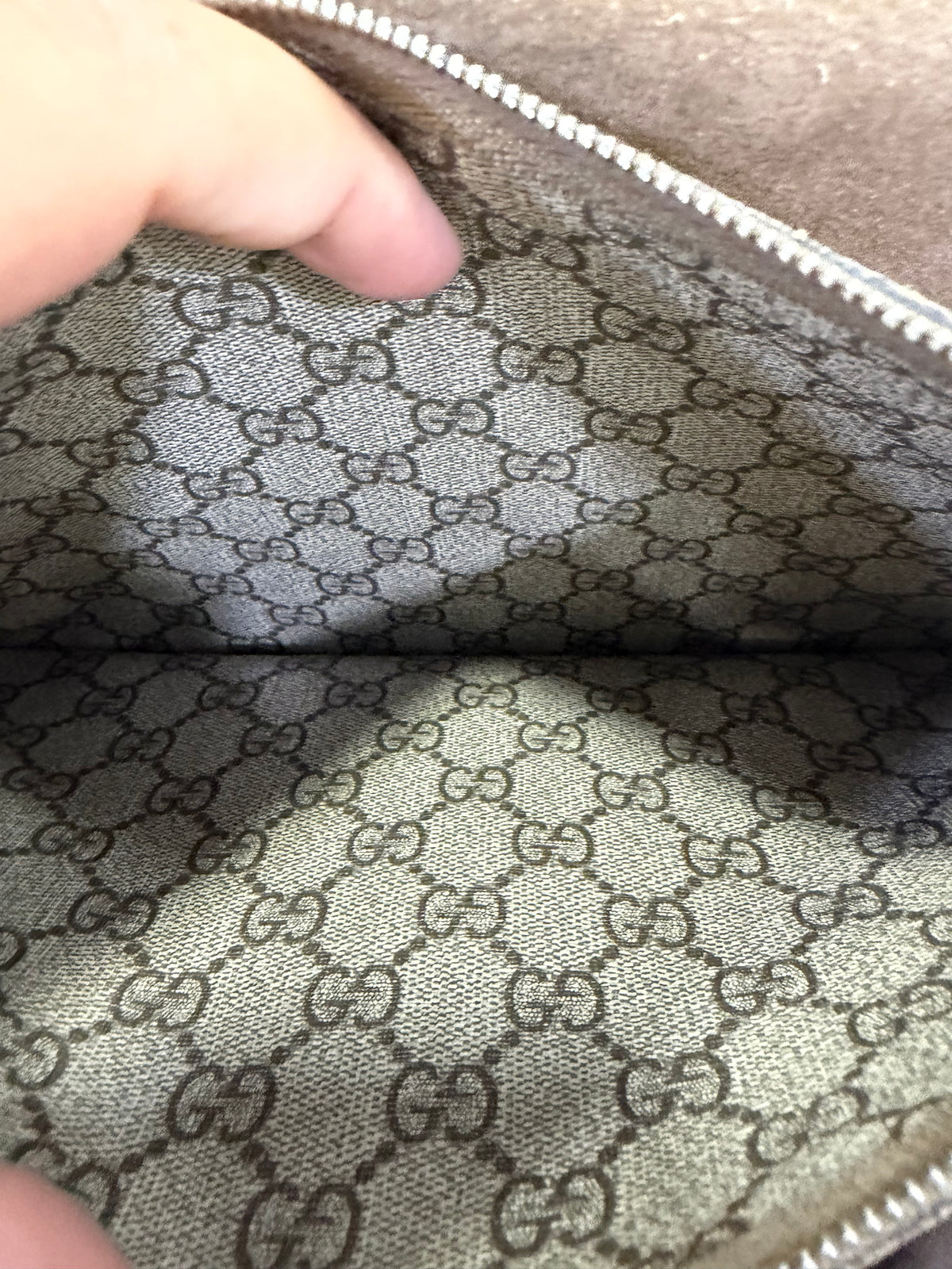Gucci Dyonisus Medium GG Supreme