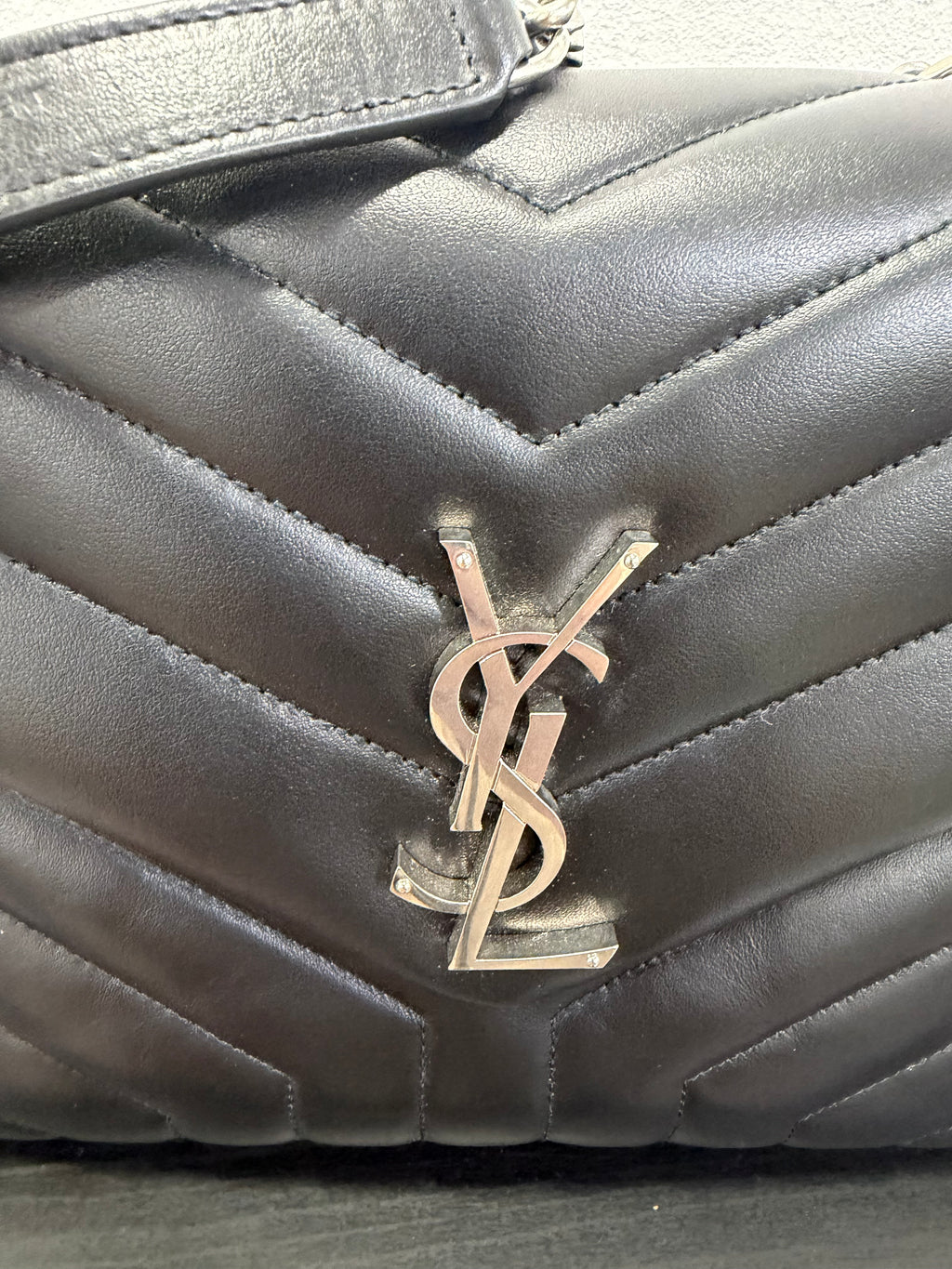 Saint Laurent Lou Lou Media
