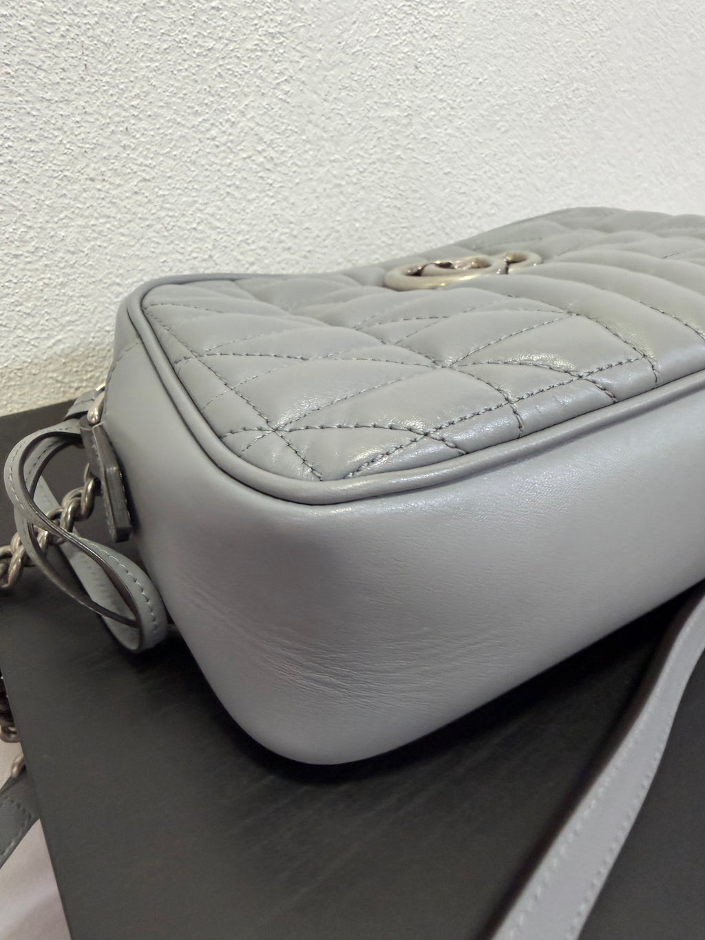Gucci Marmont Camera Bag Grigio