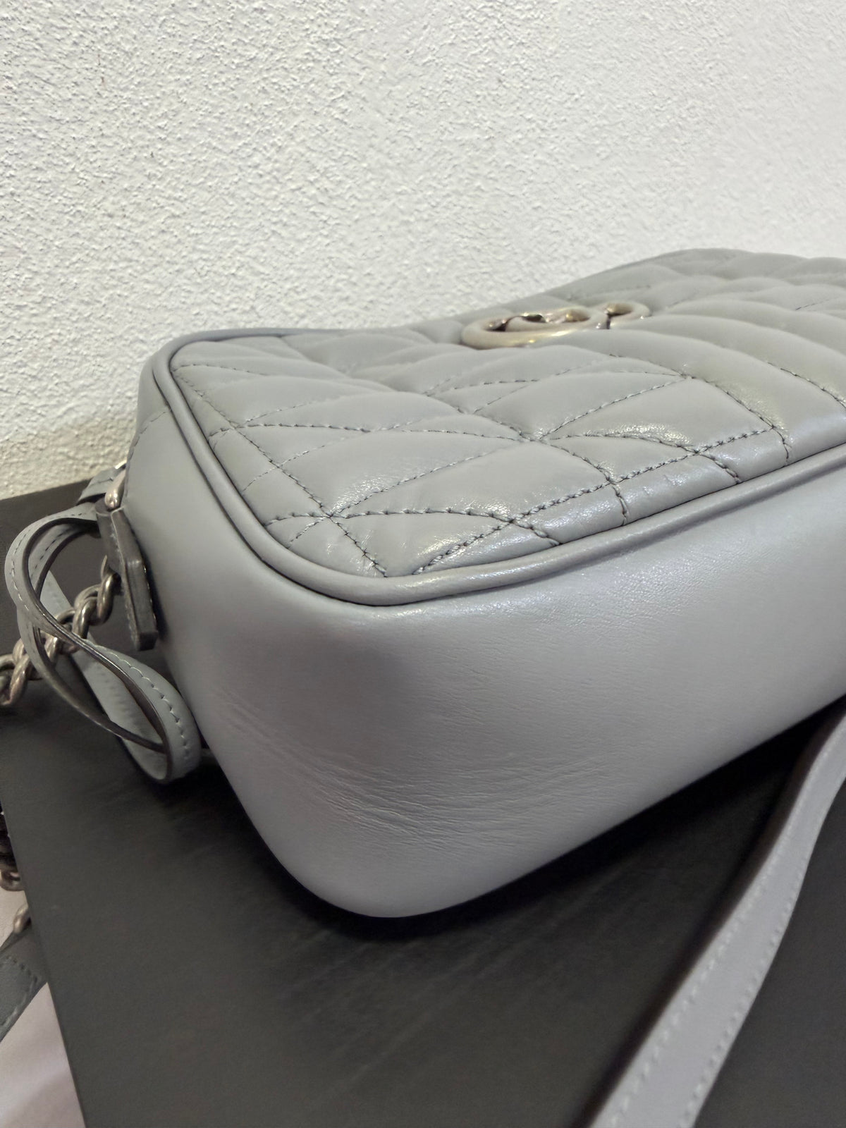Gucci Marmont Camera Bag Grigio