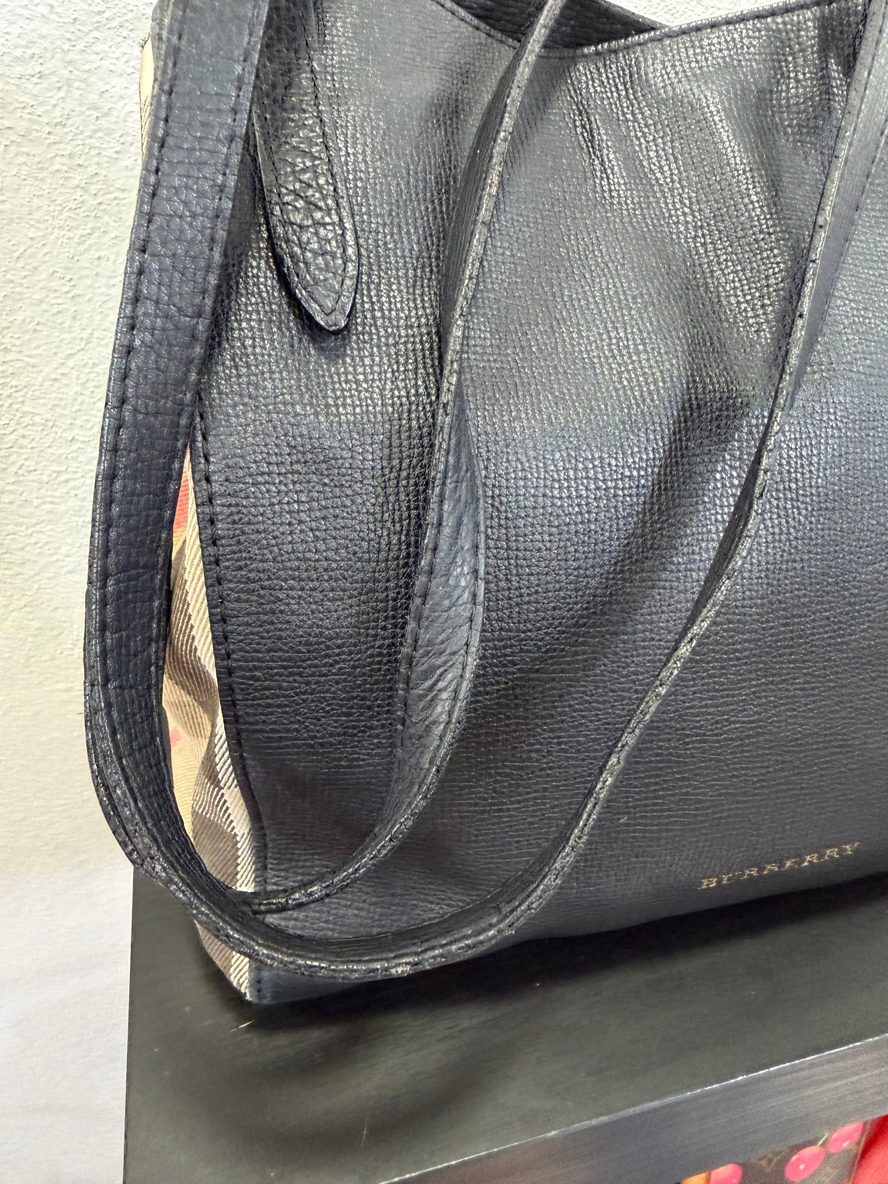Burberry Shopping Bag