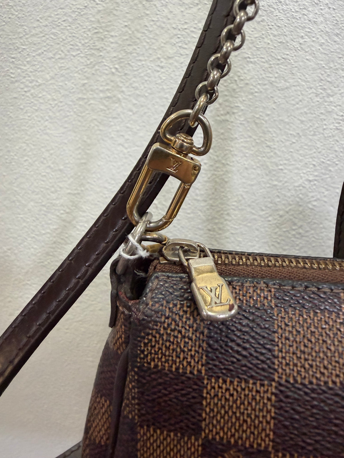 Louis Vuitton Pochette Eva Damier ebene