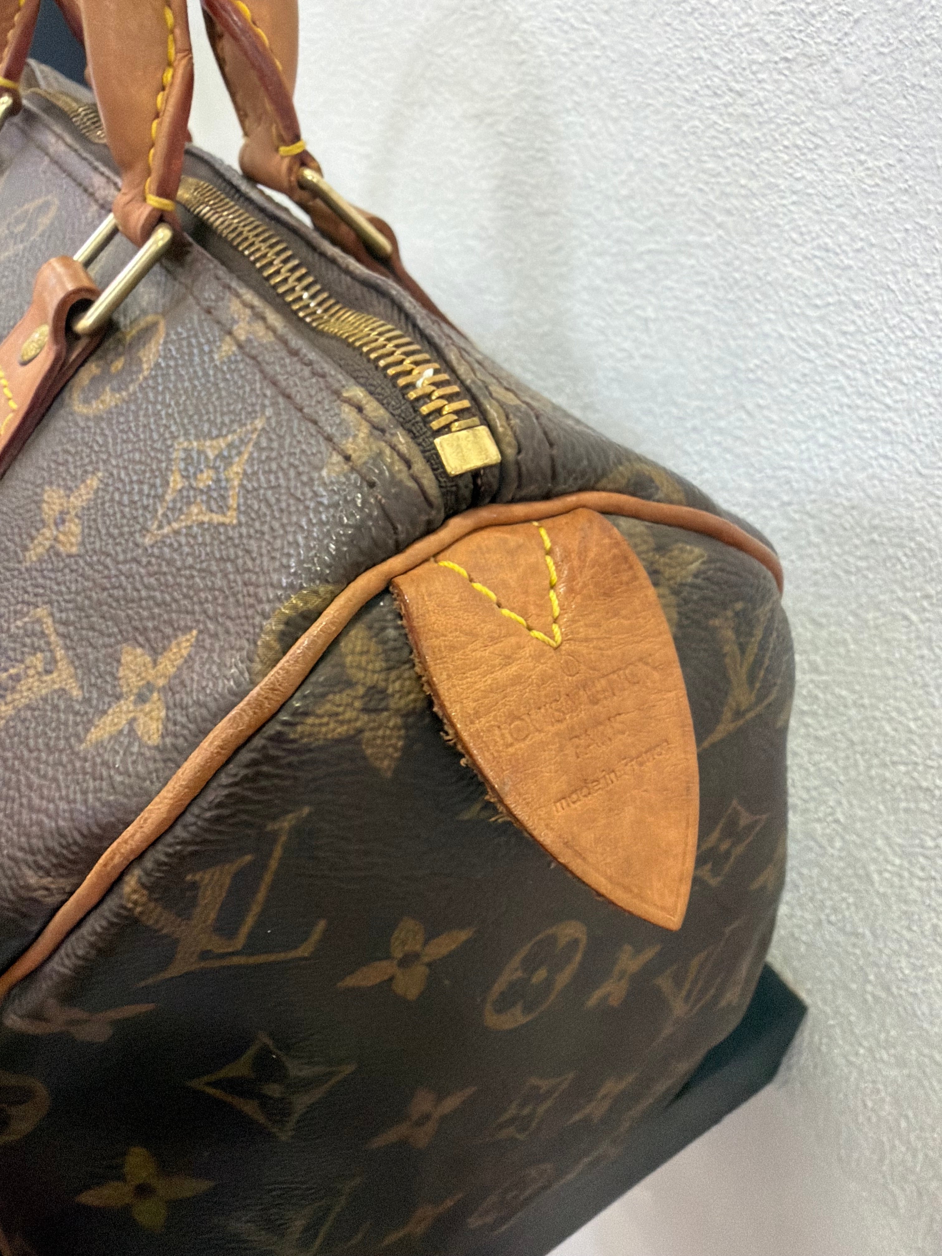 Louis Vuitton Speedy 30