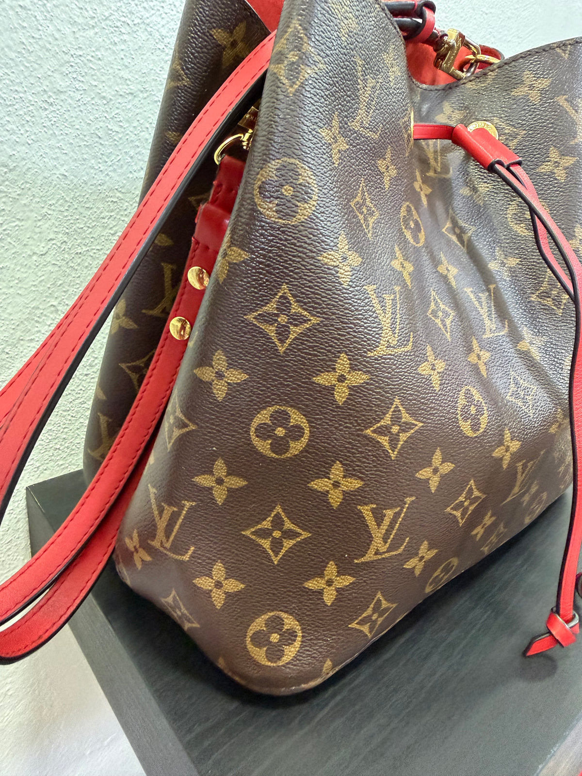 Louis Vuitton Neo Noe Monogram