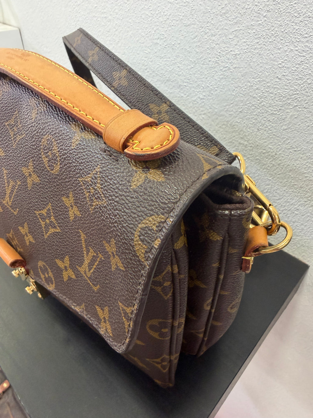 Louis Vuitton Metis Monogram