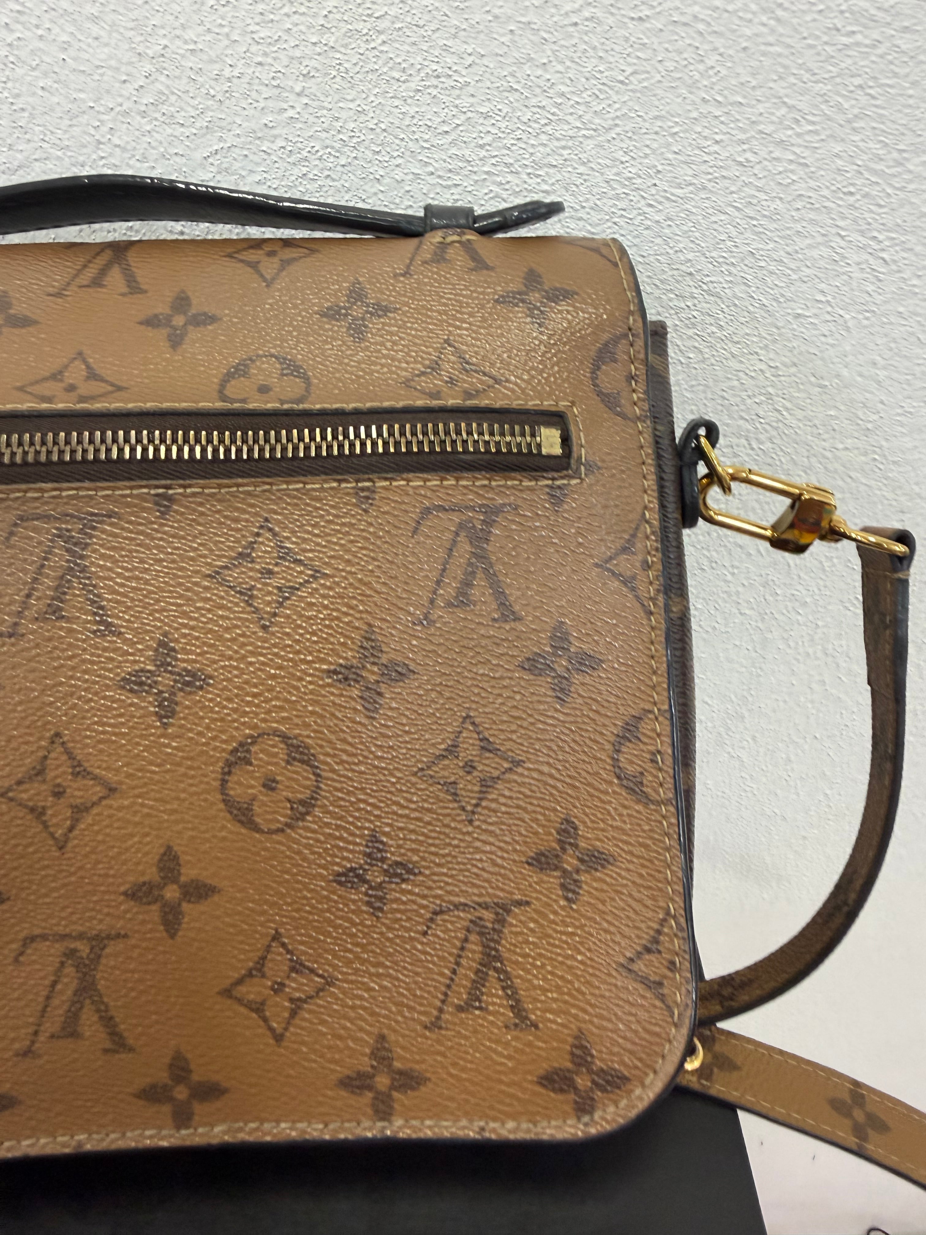 Louis vuitton Metis Reverse