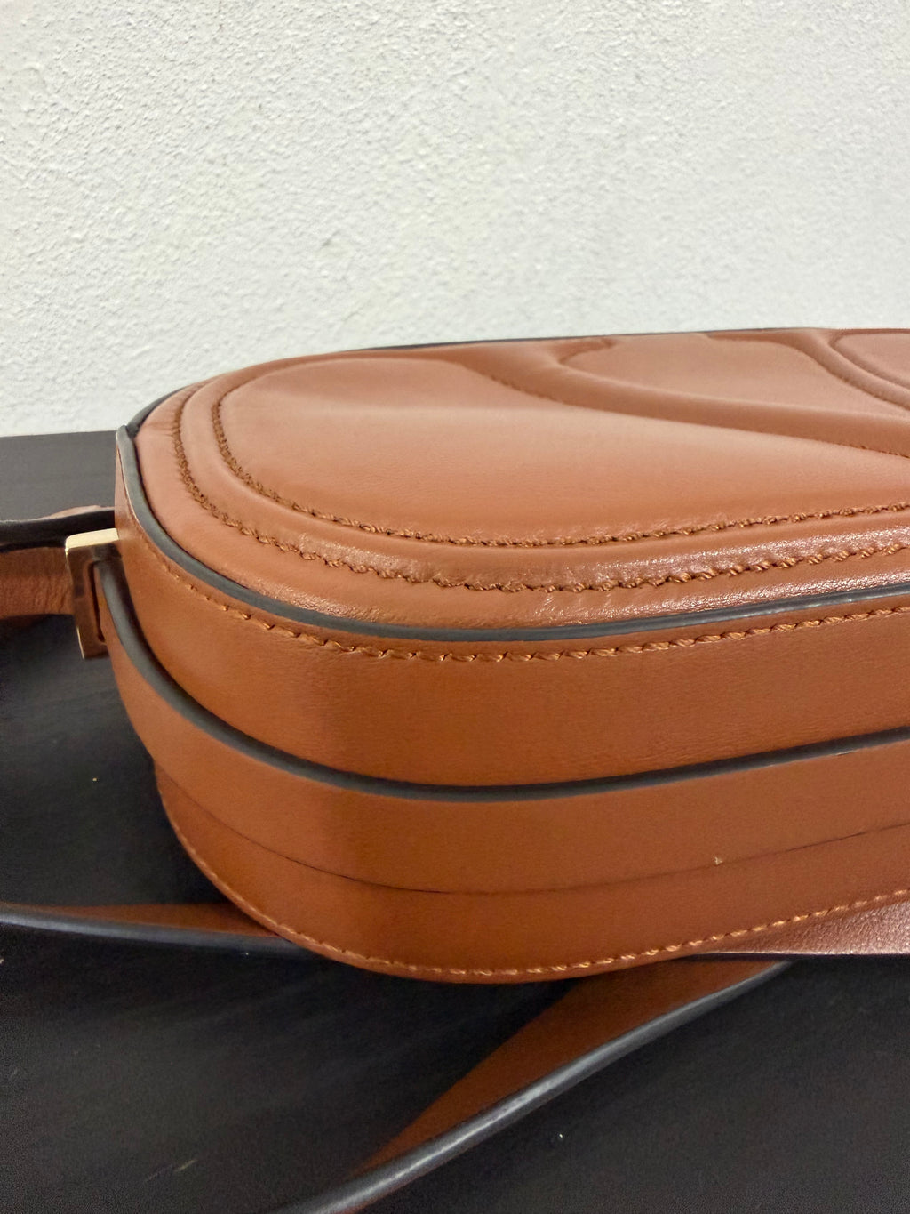 Valentino Garavani Camera Bag V Logo