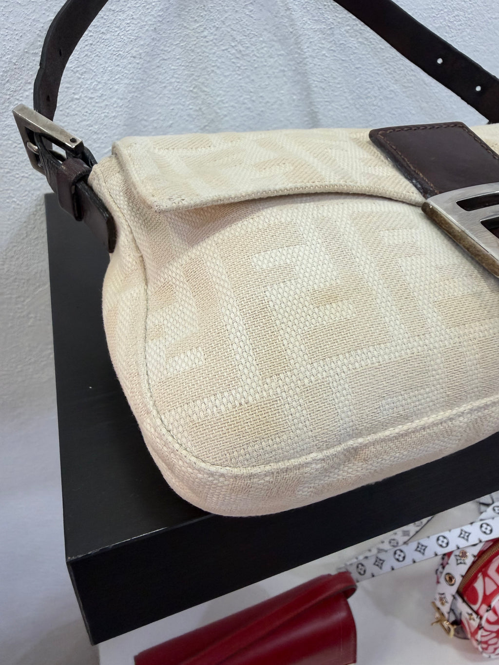 Fendi Baguette Zucca canvas beige