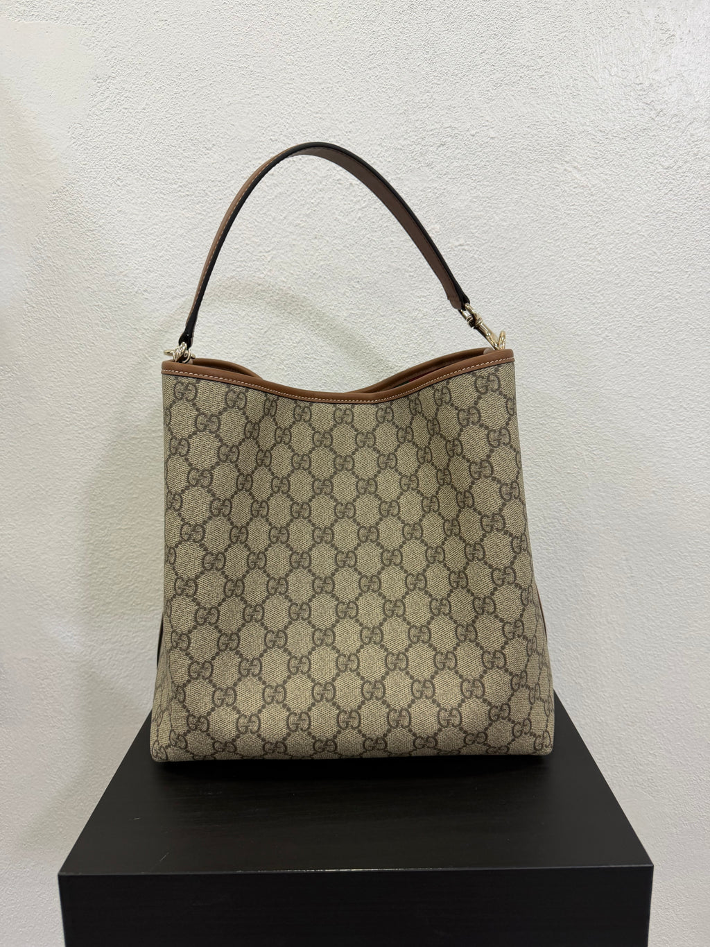 Gucci Emblem in tela GG Supreme