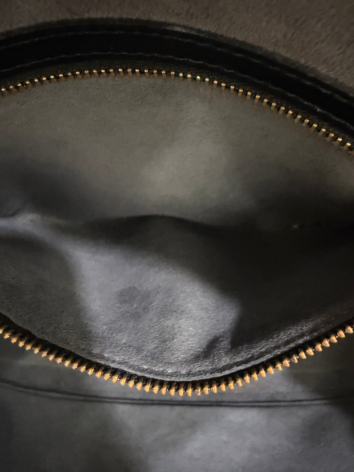 Louis Vuitton Lussac Epi Nero