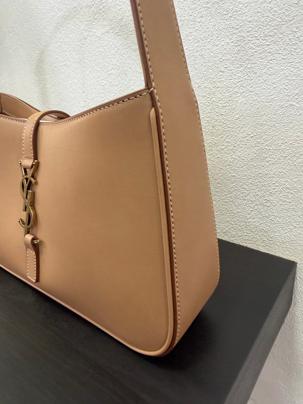 Saint Laurent Le 5 a 7 Hobo Grande