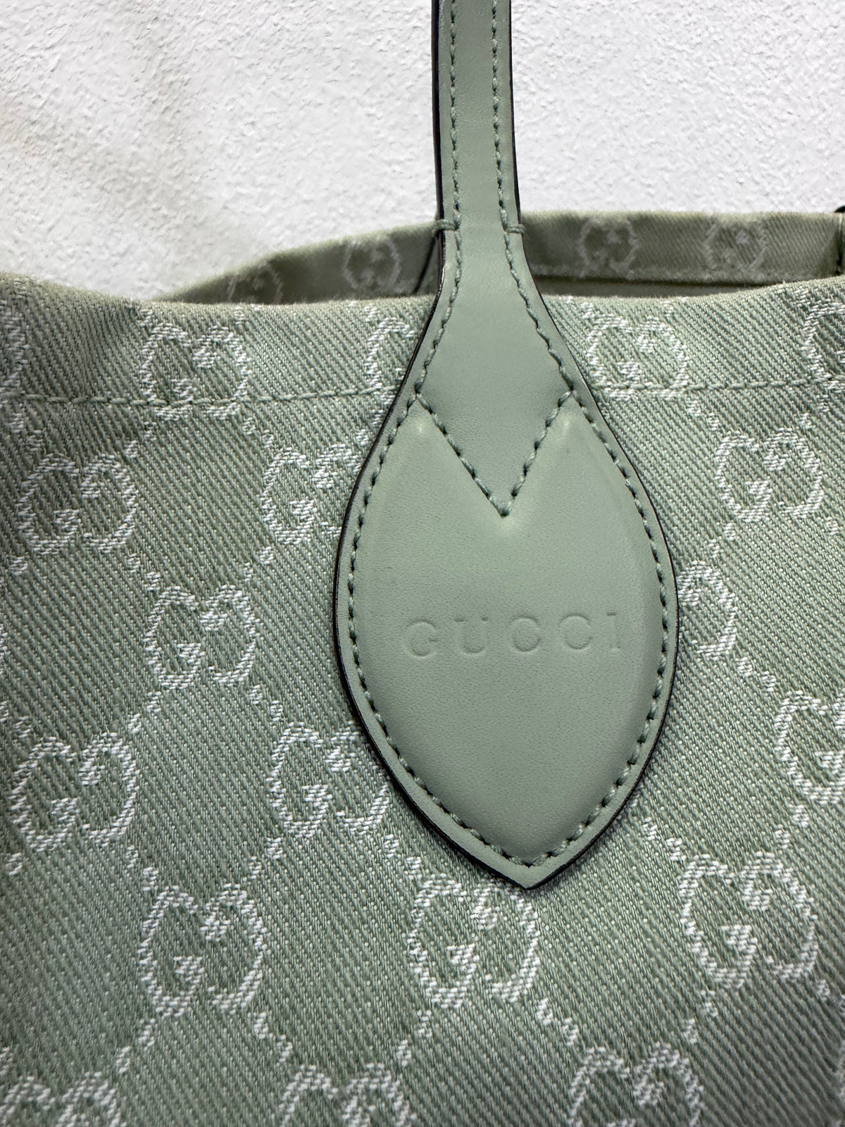 Gucci Ophidia GG Tote bag Large in denim Menta