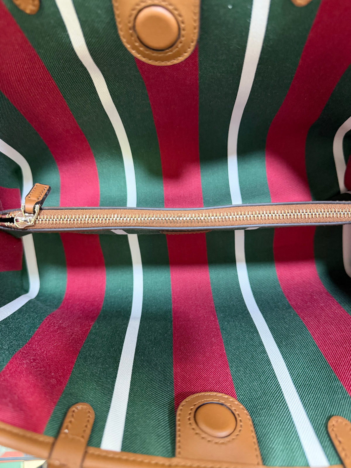 Gucci Borsa Shopping GG emblem
