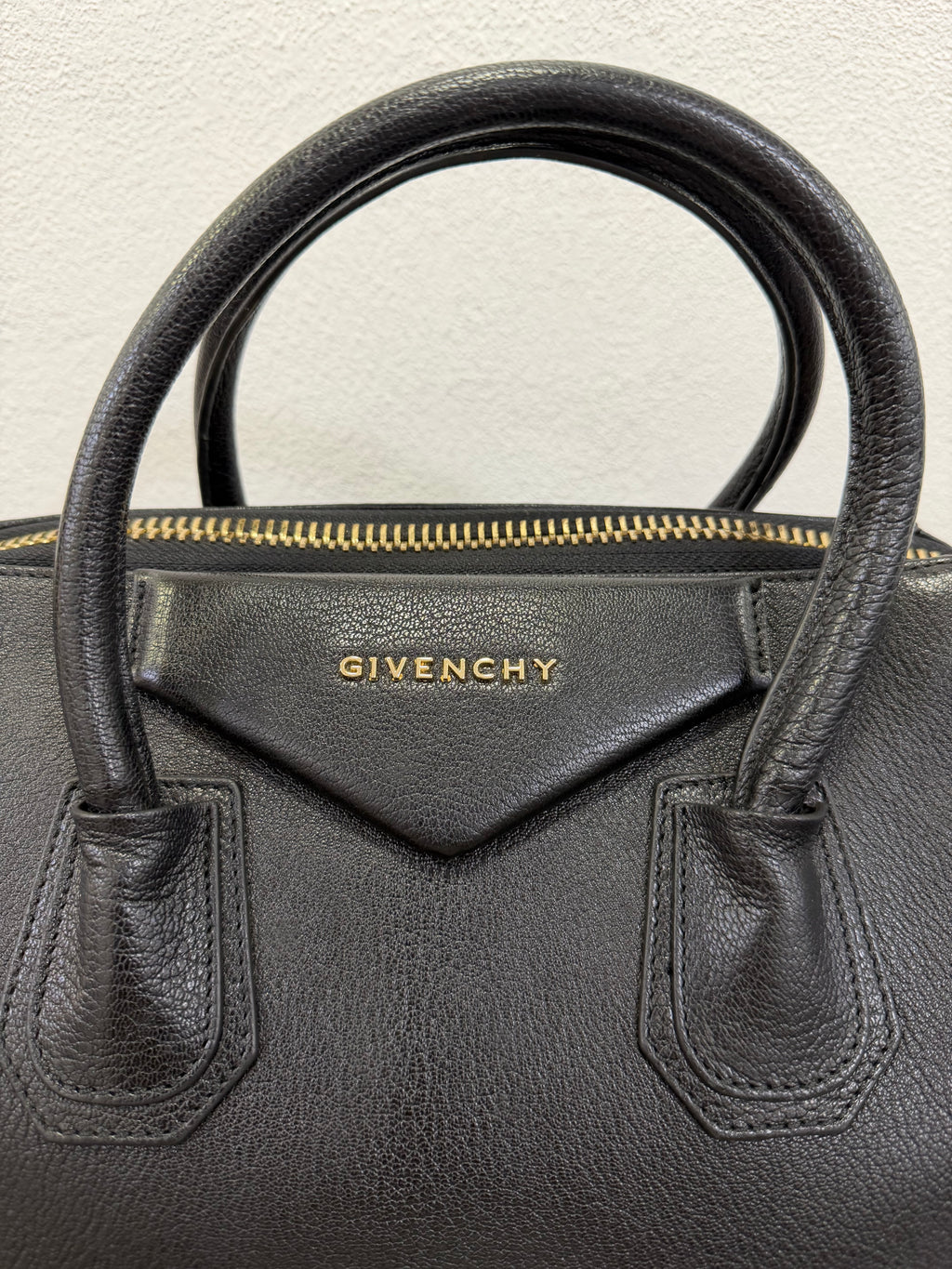 Givenchy Antigona Medium