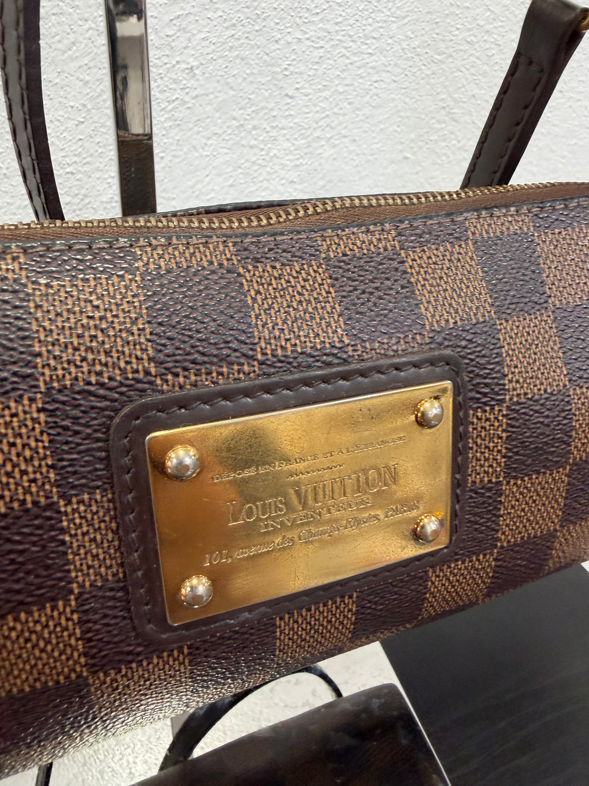 Louis Vuitton Pochette Eva Damier ebene