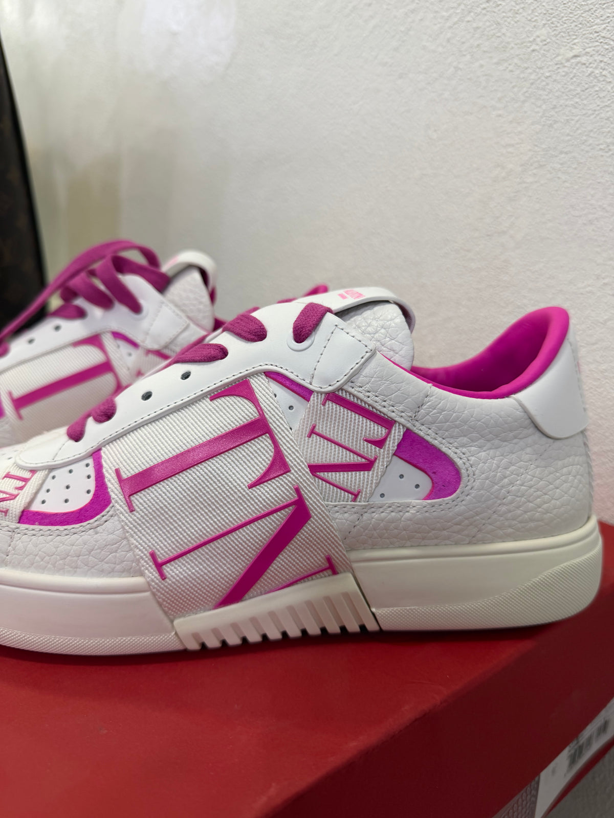 Valentino Garavani Sneakers 38