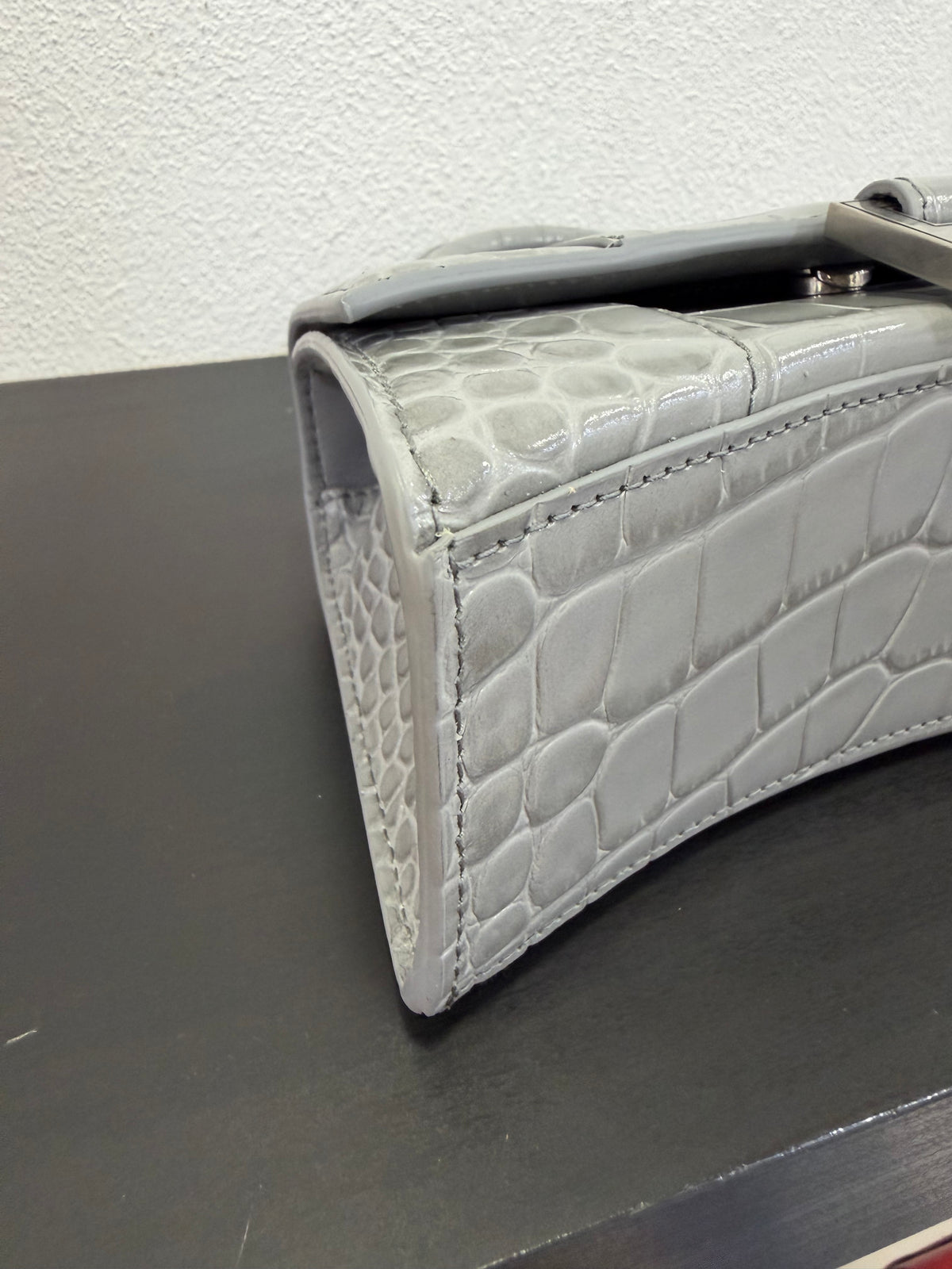 Balenciaga Hourglass XS Cocco grigio