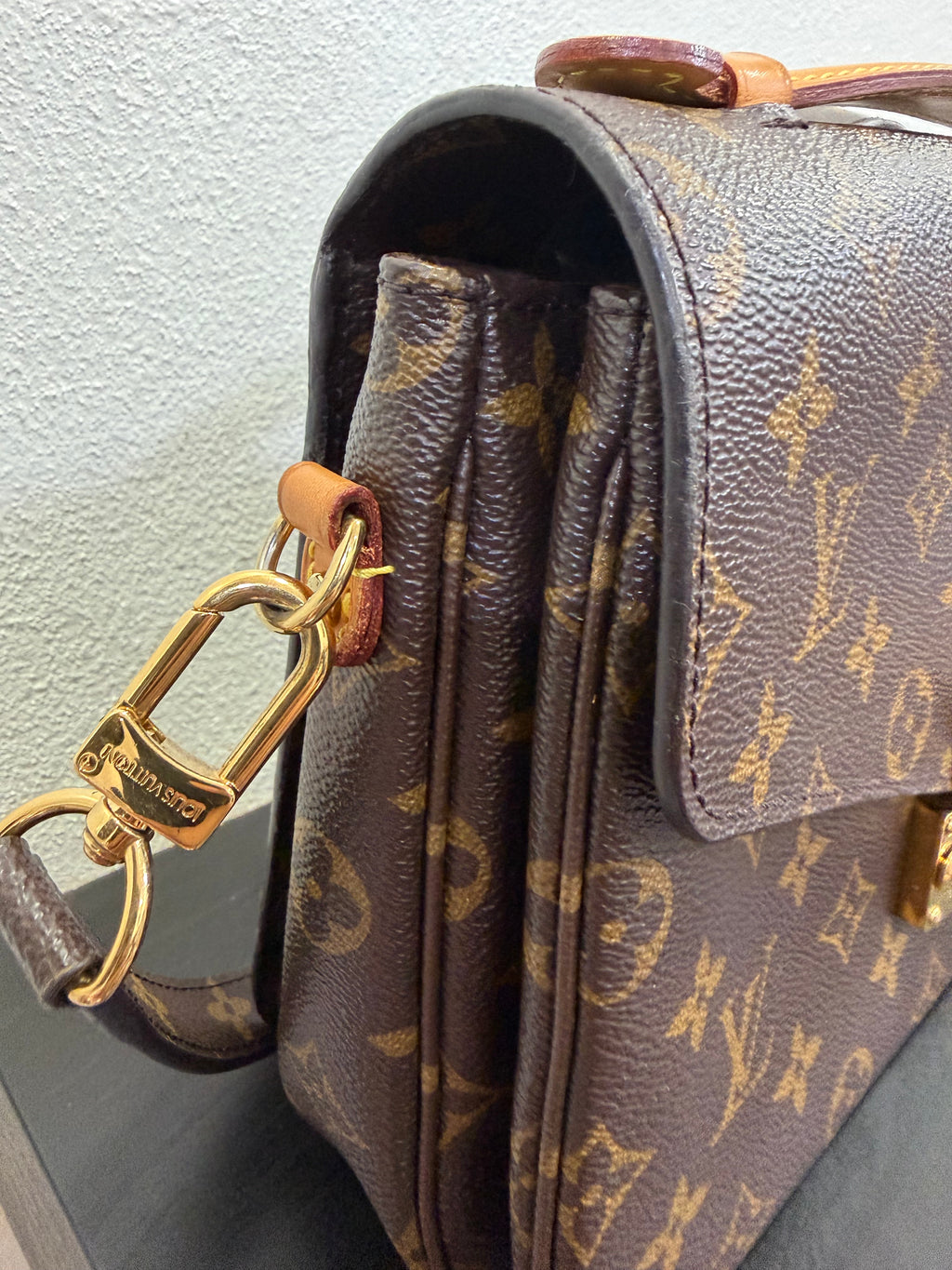 Louis Vuitton Metis Monogram