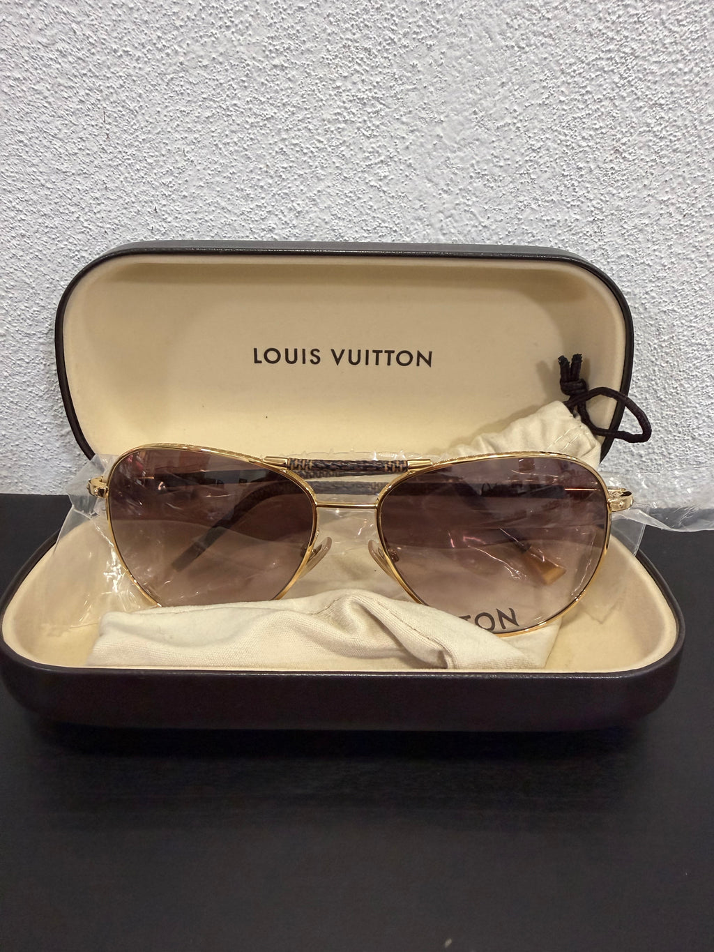 Louis Vuitton Occhiali da sole Aviator Damier