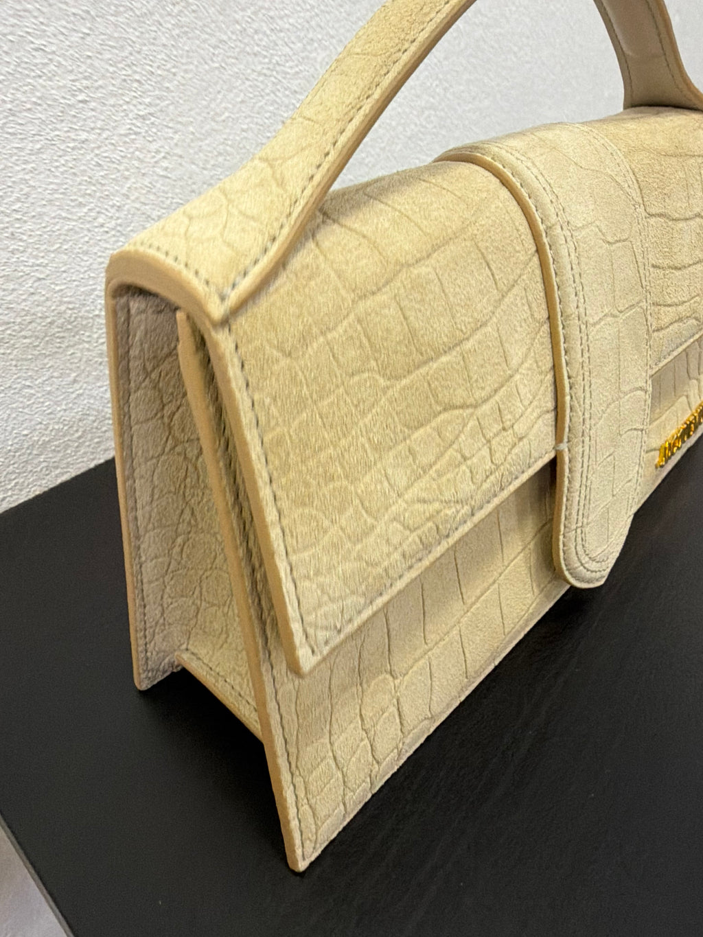 Jacquemus Le Grand Bambino Suede Cocco beige