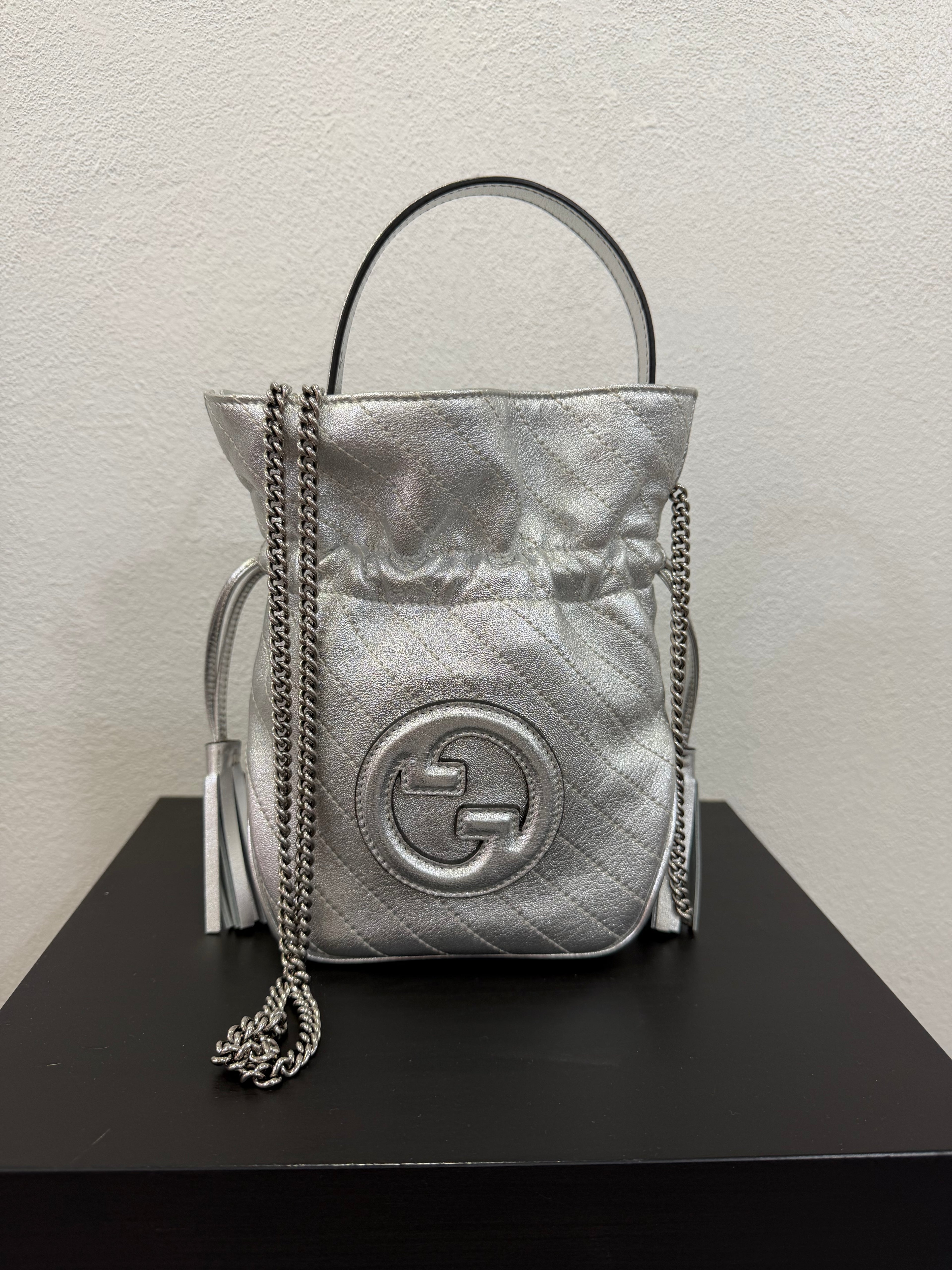 Gucci Blondie Mini Bucket