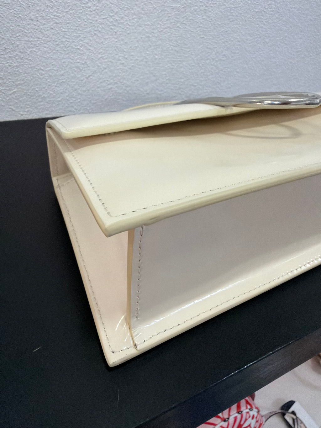 Jacquemus Le Grand Bambino Frame Bianco