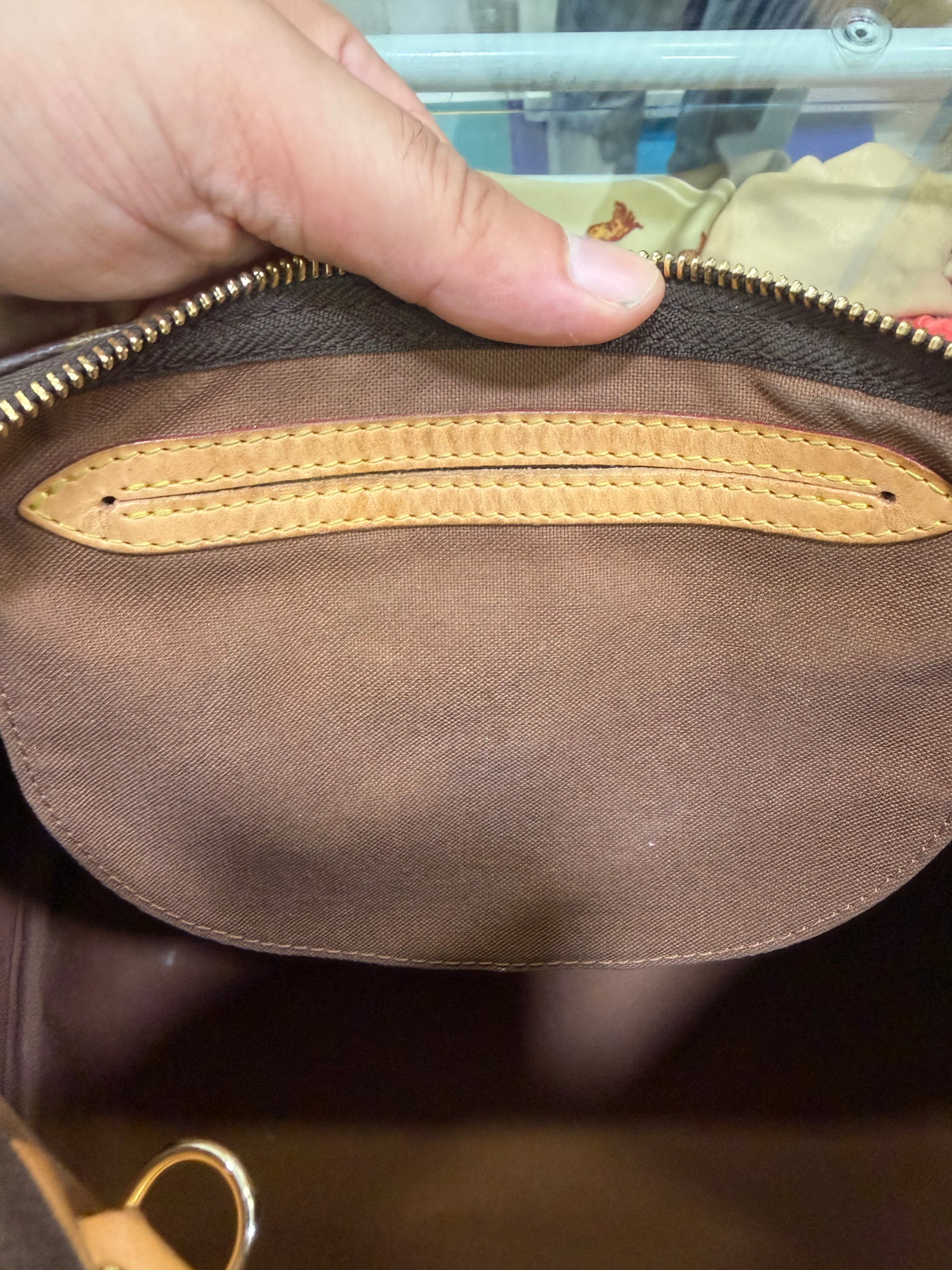 Louis Vuitton Speedy 30