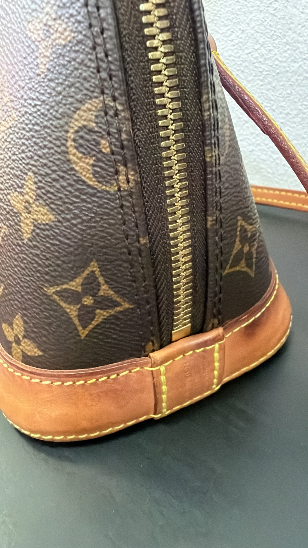 Louis Vuitton Alma BB Monogram