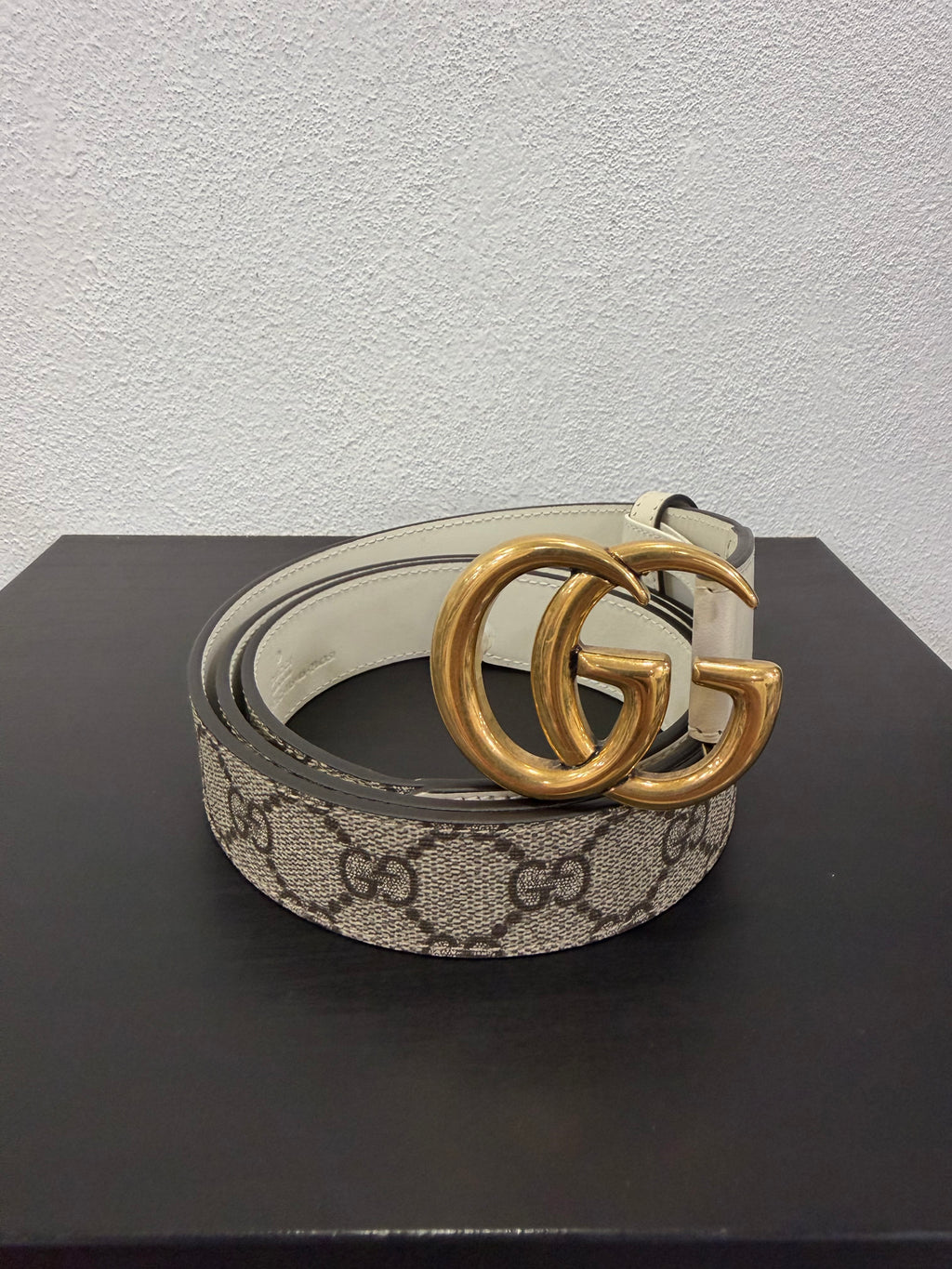 Gucci Cintura in GG con finiture bianco