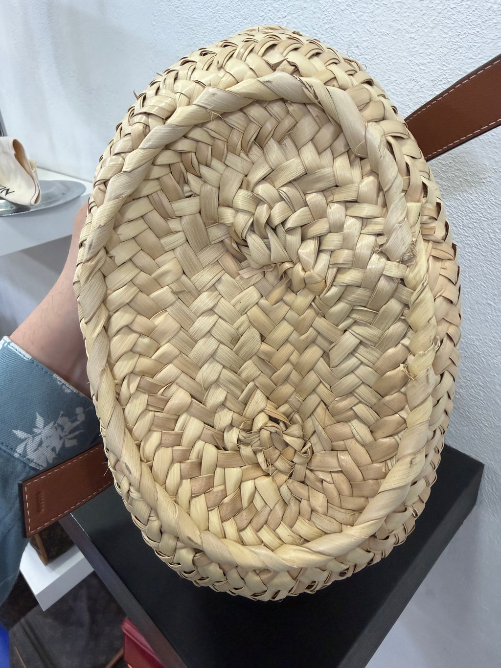 Loewe Cestino
