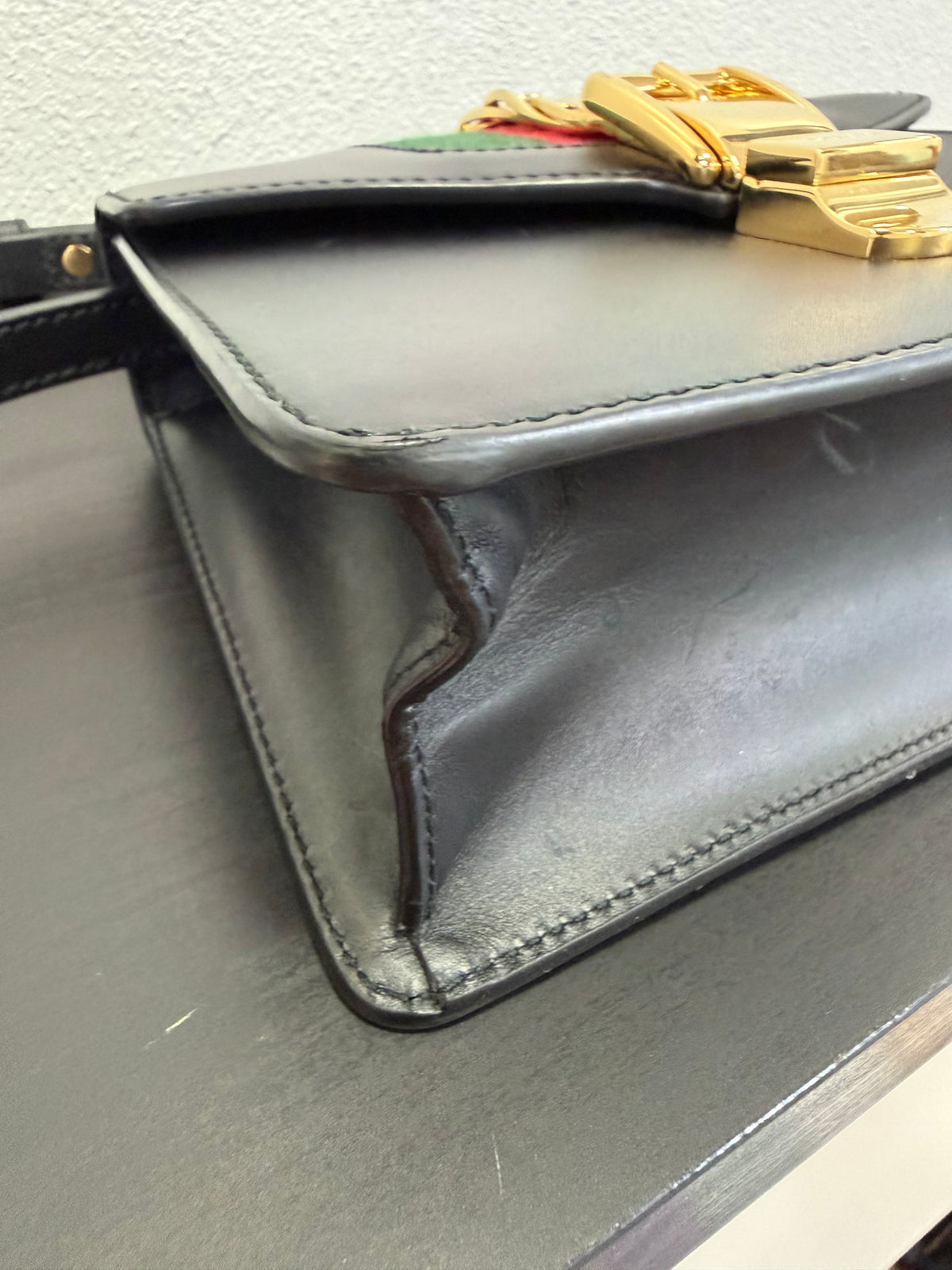 Gucci Sylvie Top Handle Con tracolla