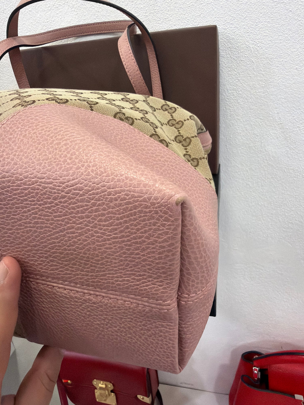 Gucci Bauletto GG supreme