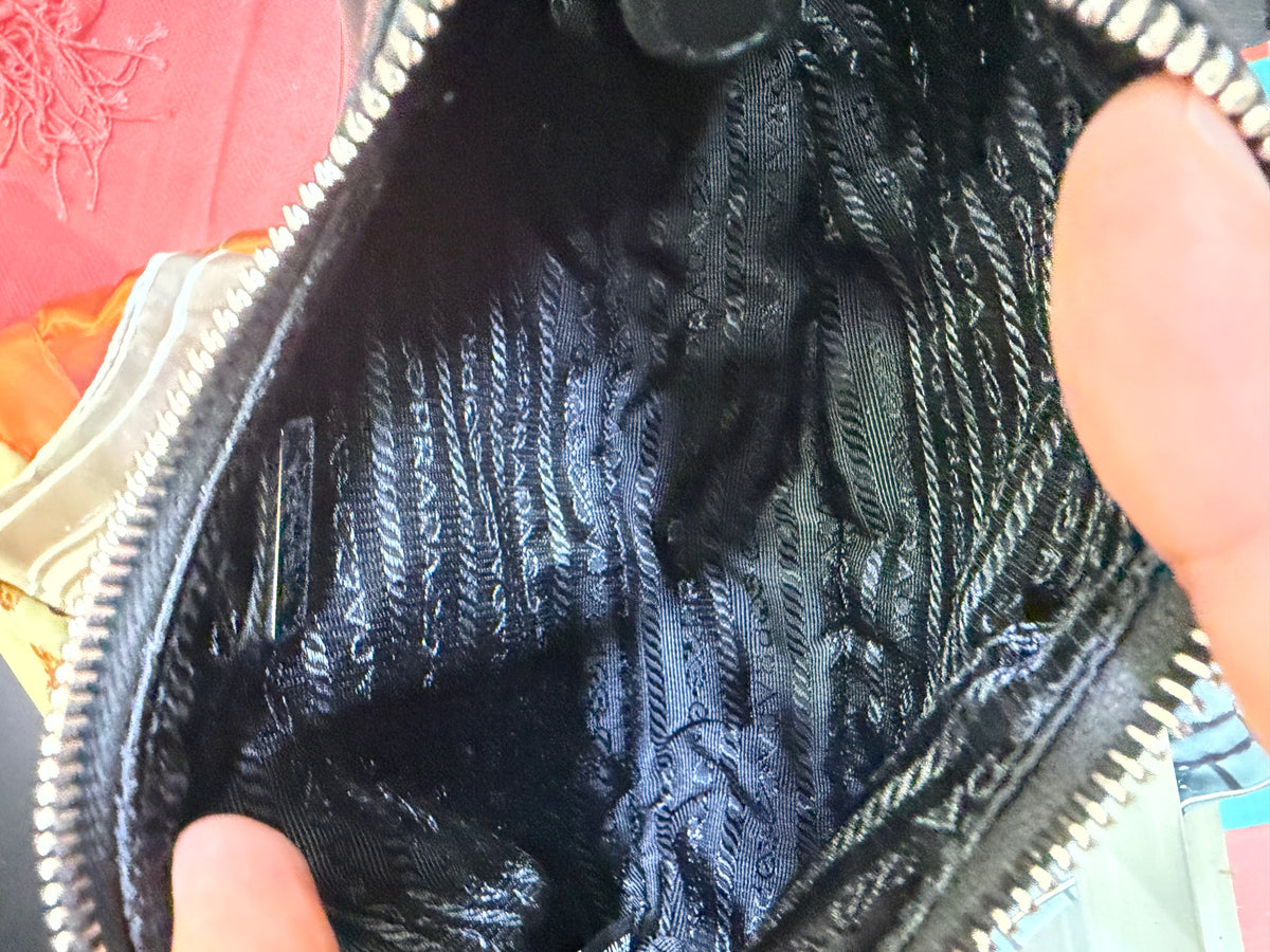 Prada Hobo nylon Re-edition 2005