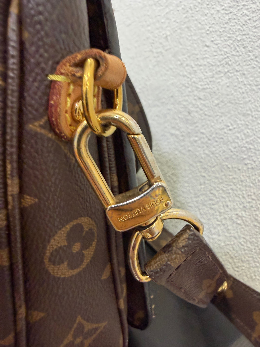 Louis Vuitton Metis Monogram