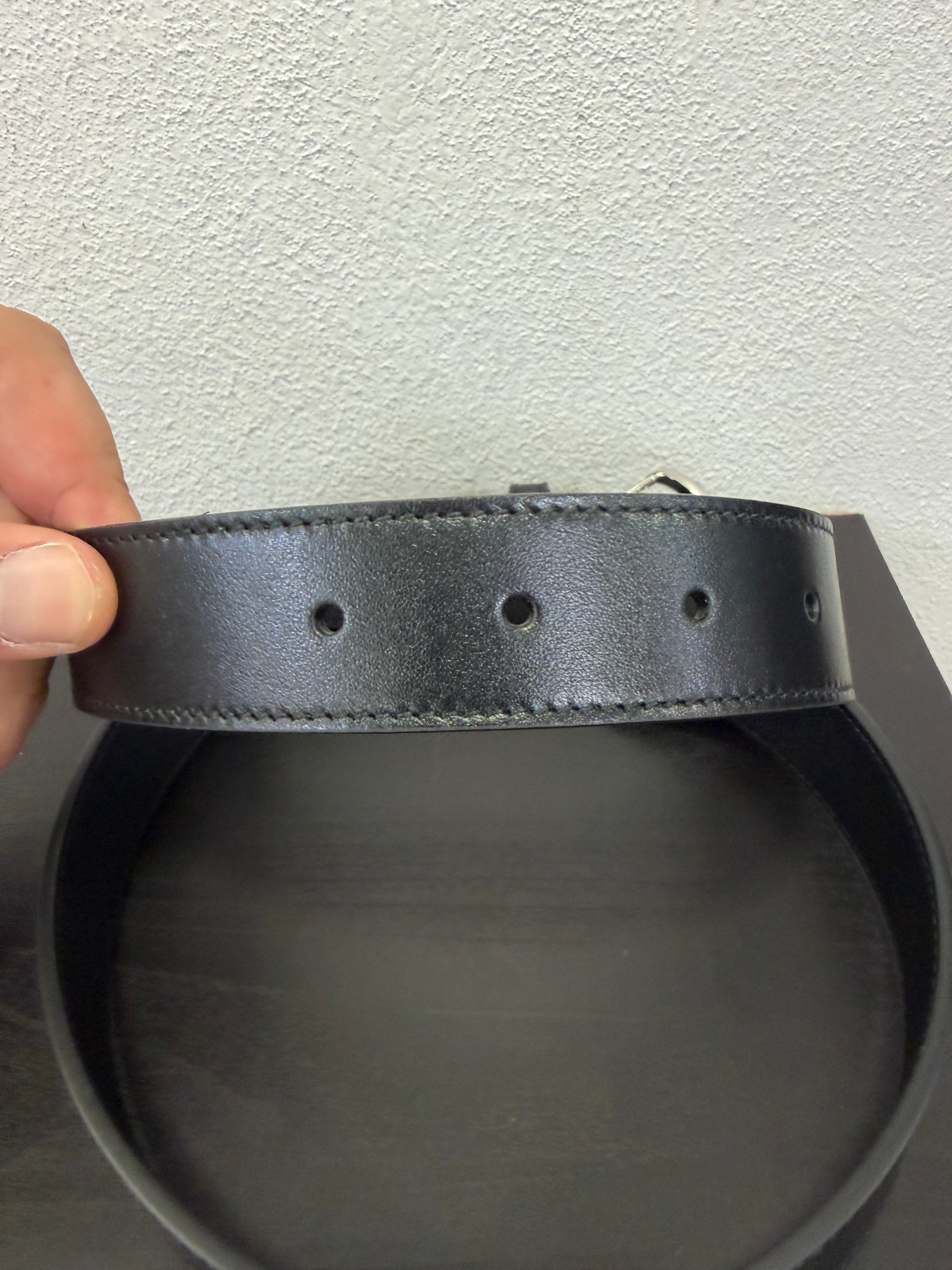 Gucci cintura GG in pelle nera