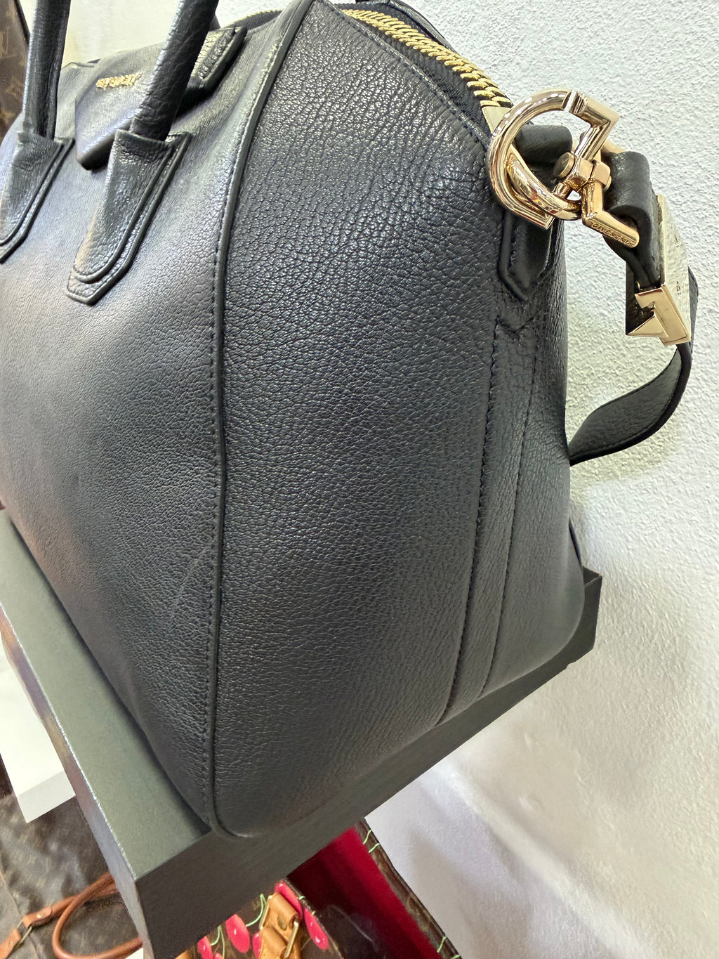 Givenchy Antigona Medium