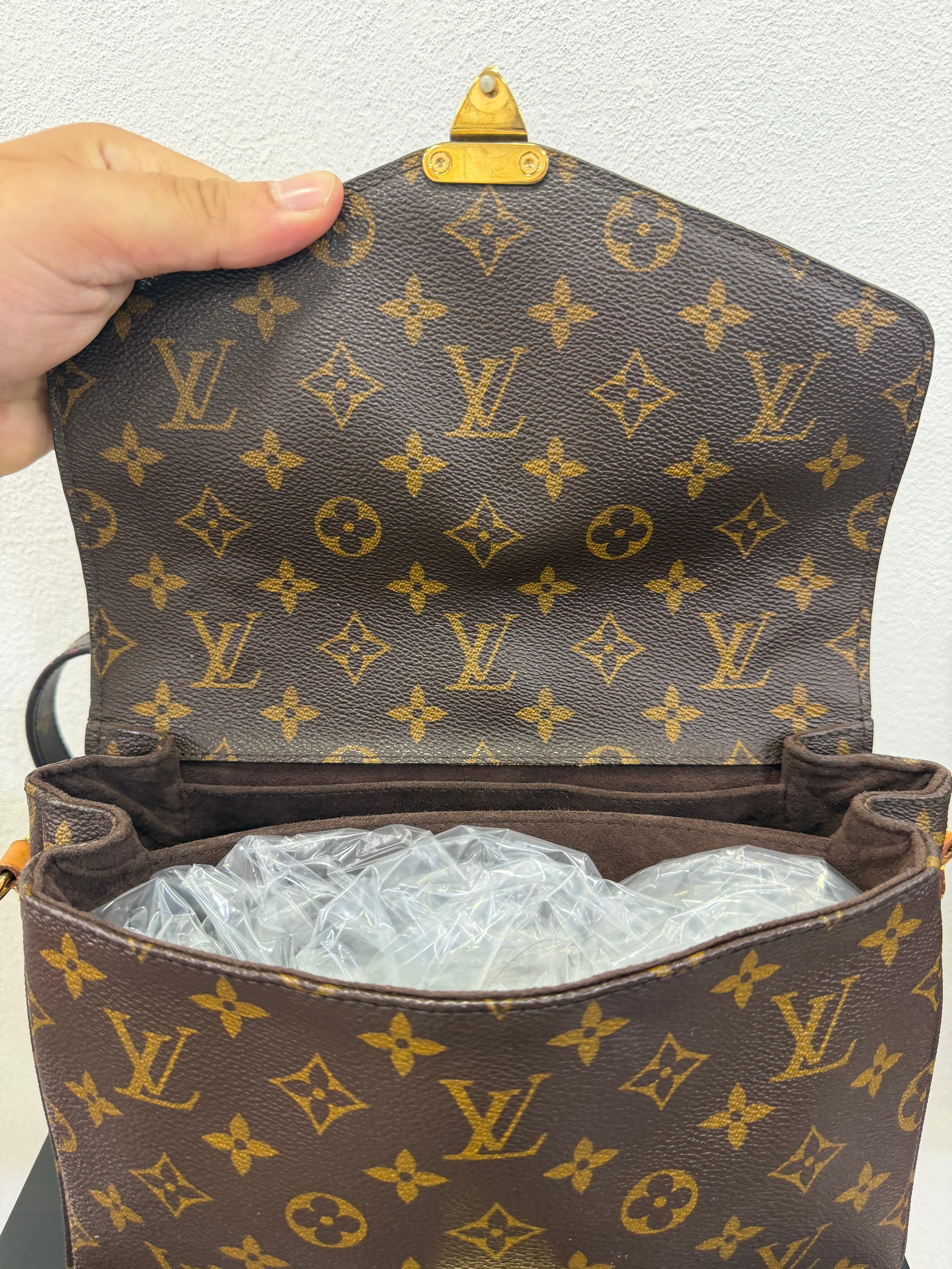 Louis Vuitton Metis Monogram