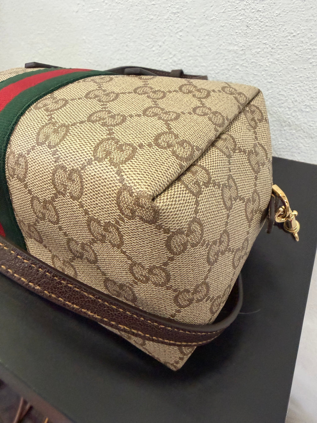 Gucci Mini Borsa Boston con dettaglio Web