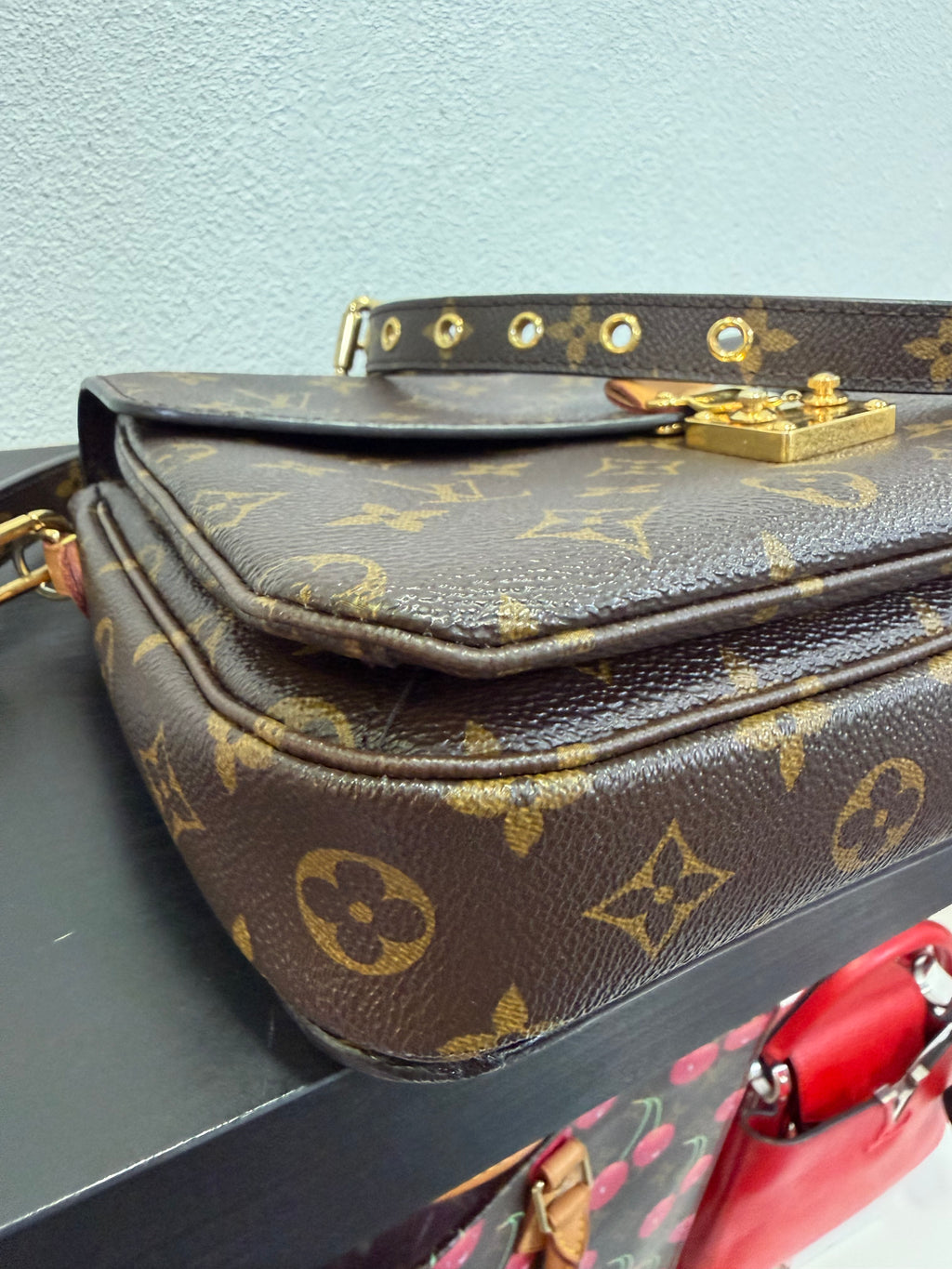 Louis Vuitton Metis Monogram