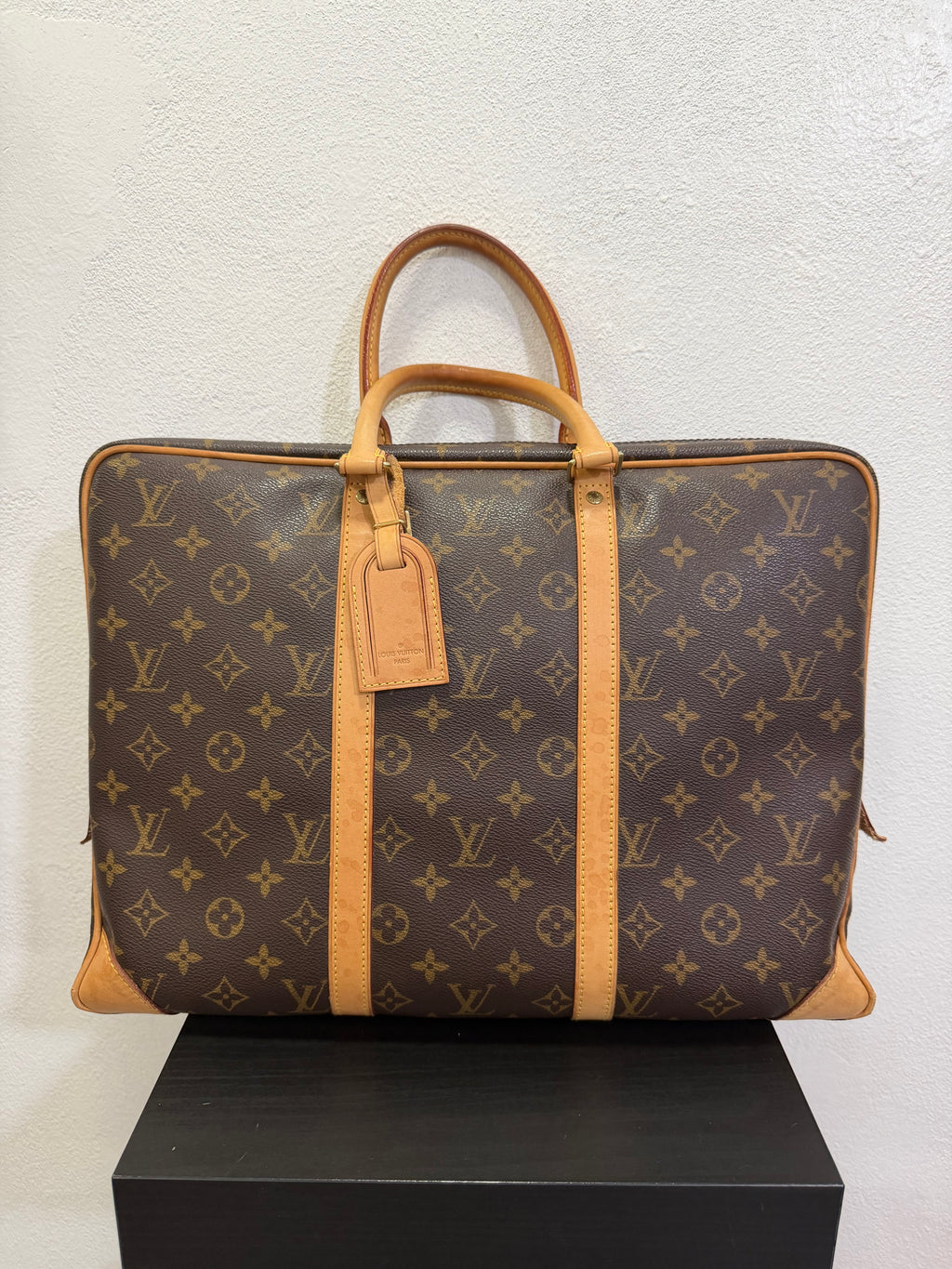 Louis Vuitton Port document Voyage Monogram