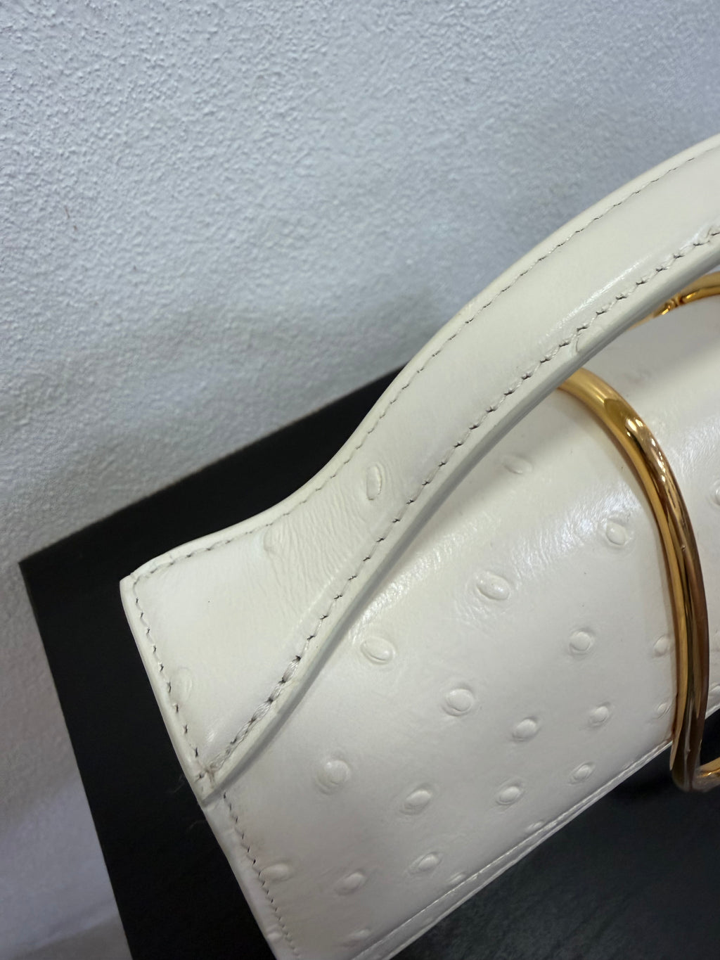 Jacquemus Le Grand Bambino Frame effetto struzzo