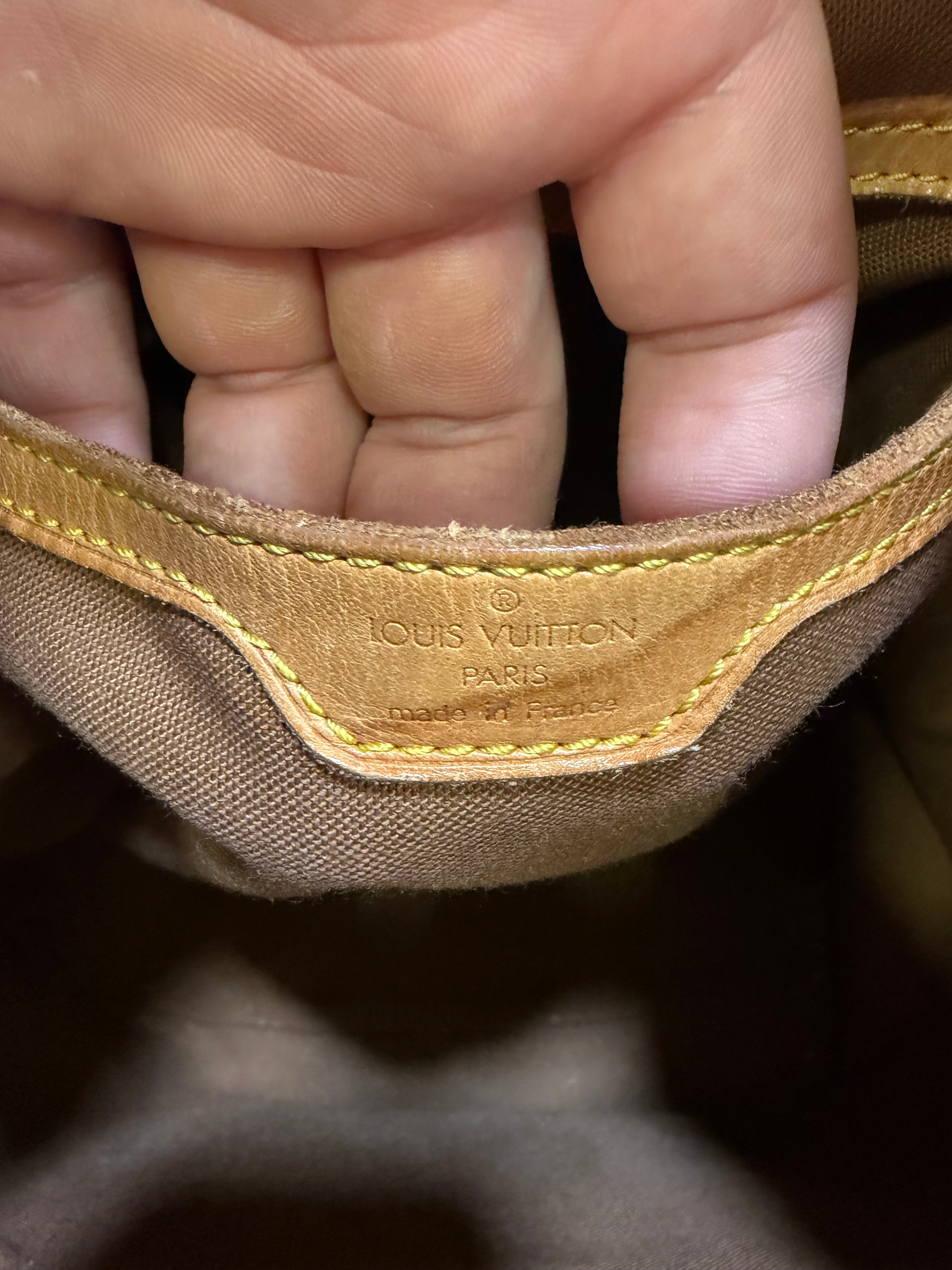 Louis Vuitton Montsouris MM