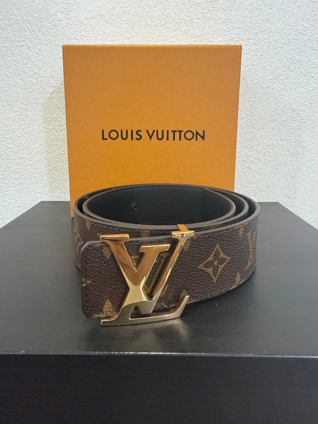 Louis Vuitton Cintura Initiales 80