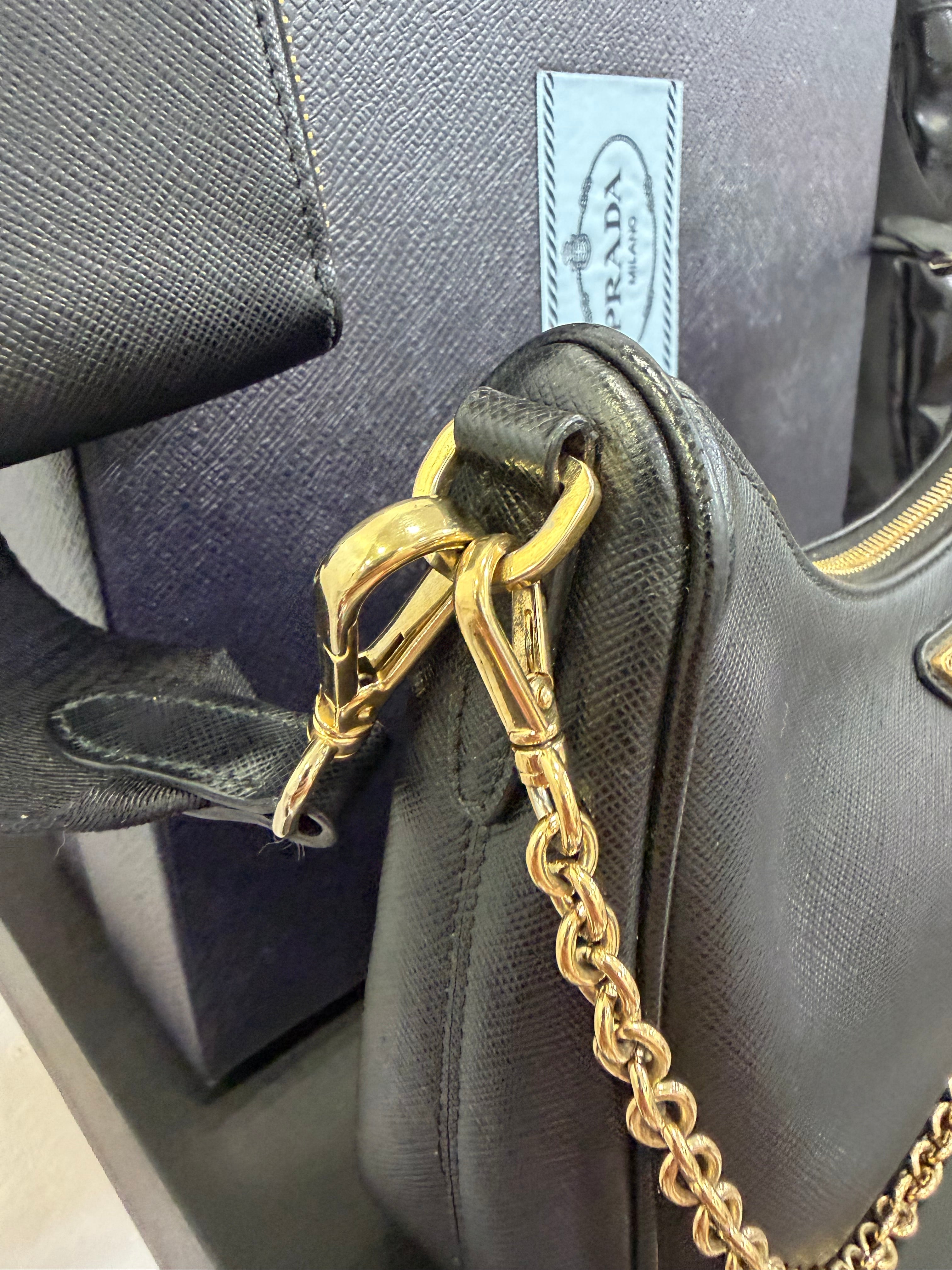 Prada Re-edition Saffiano